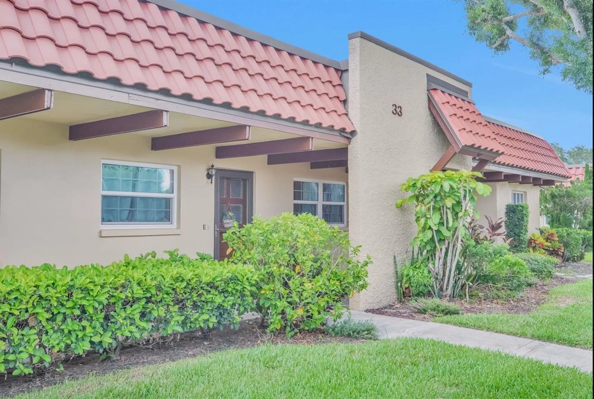 Property Slideshow image 43 of 56 | 1701 pinehurst rd 33e, Dunedin, FL, 34698