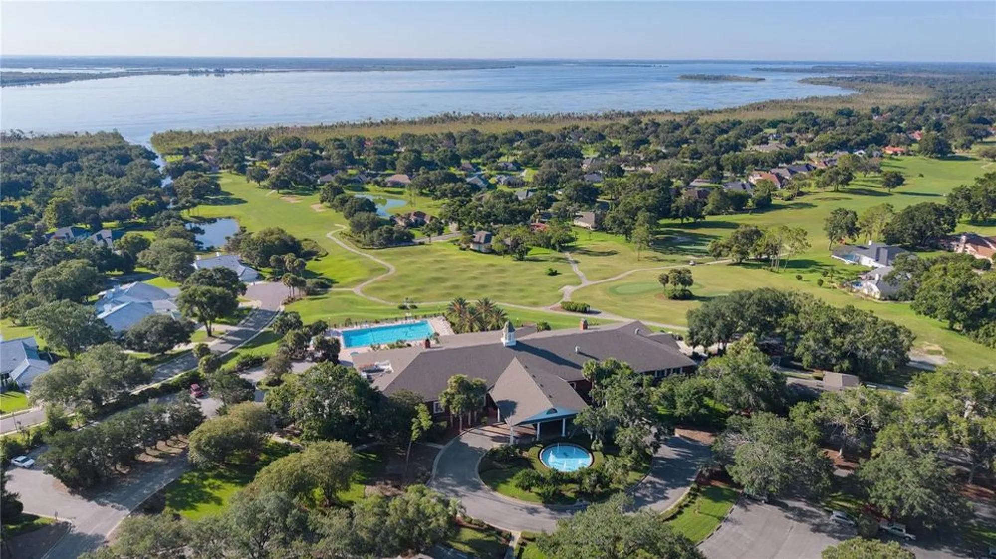 Property Slideshow image 49 of 86 | 5252 grove mnr, Lady Lake, FL, 32159