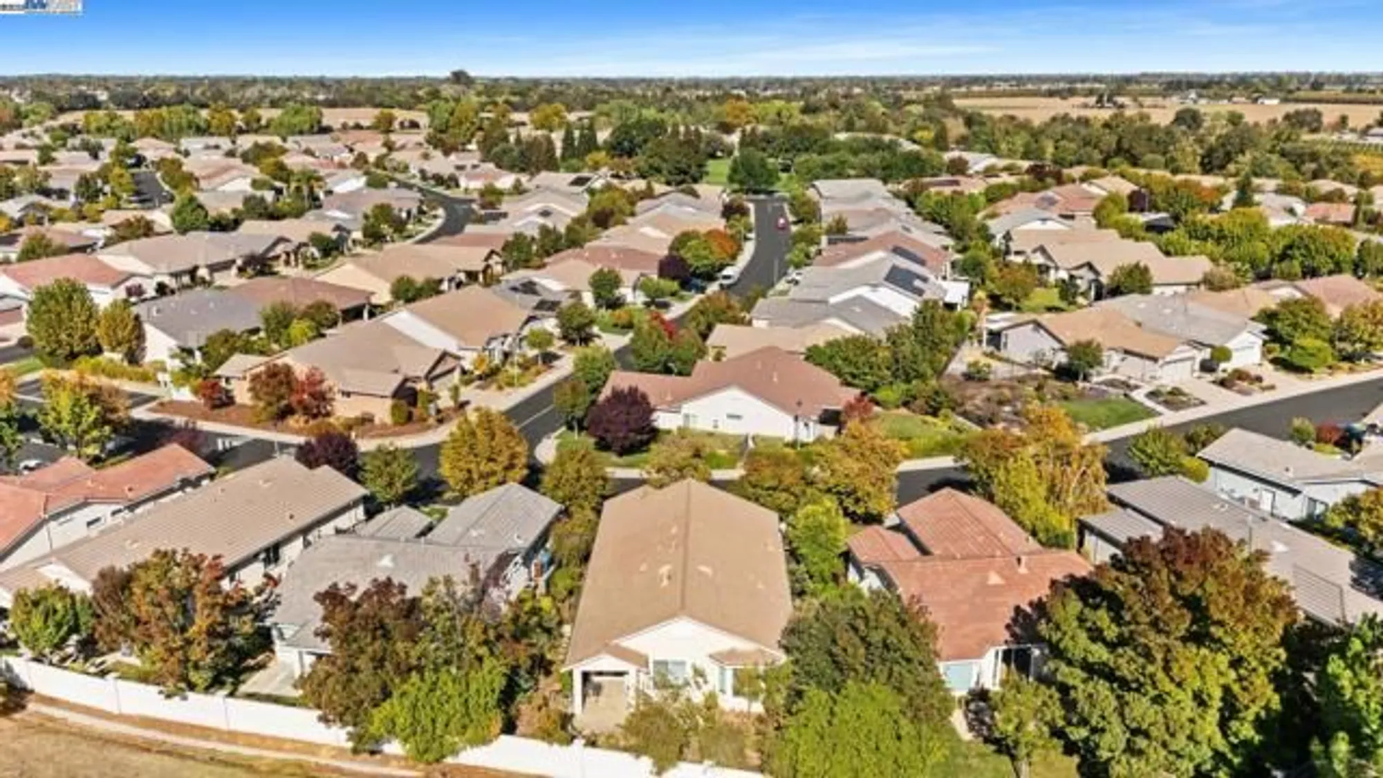 Property Slideshow image 31 of 36 | 993 centennial dr, Brentwood, CA, 94513