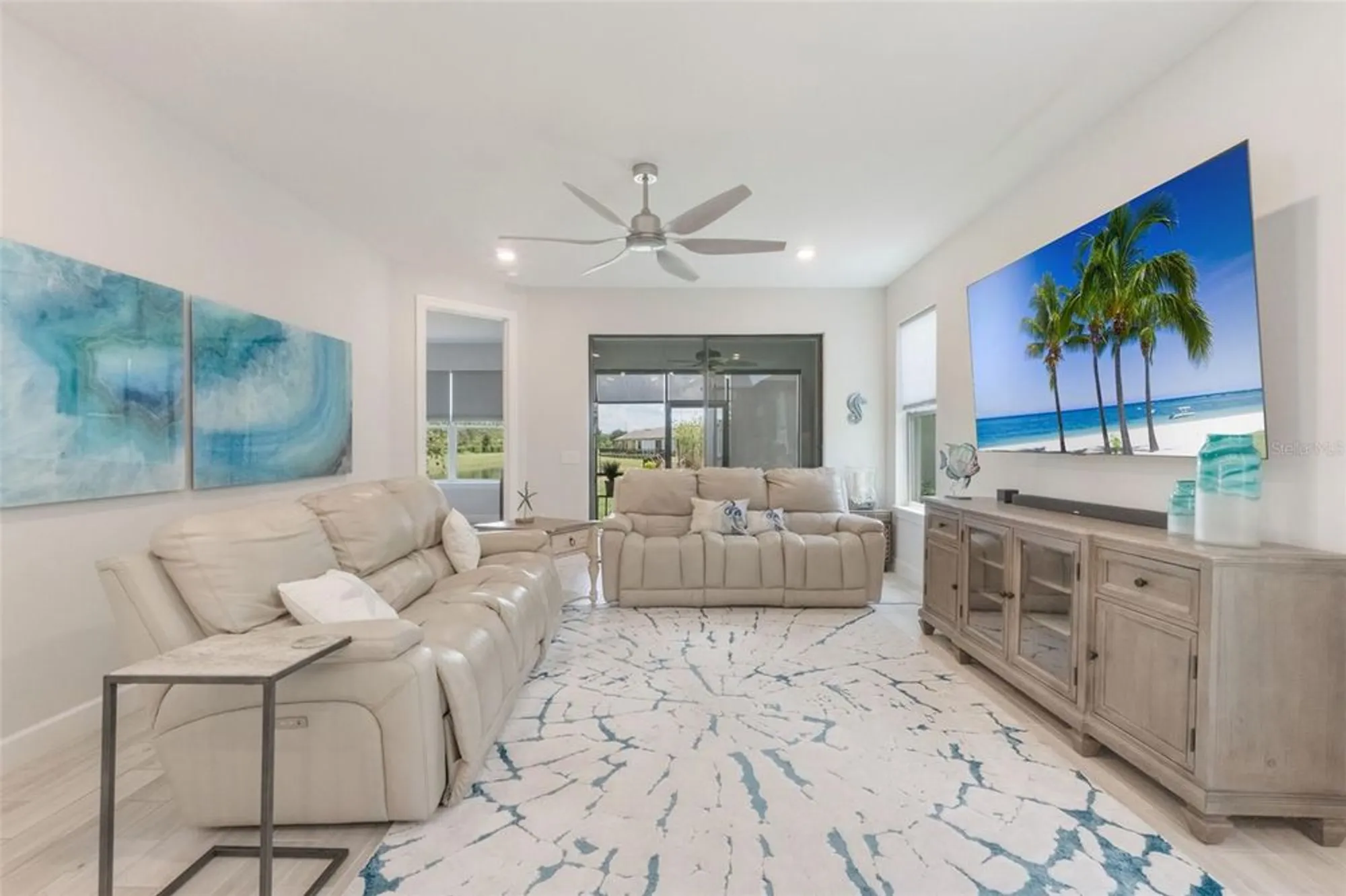 Property Slideshow image 14 of 46 | 1062 umbria dr, Kissimmee, FL, 34759