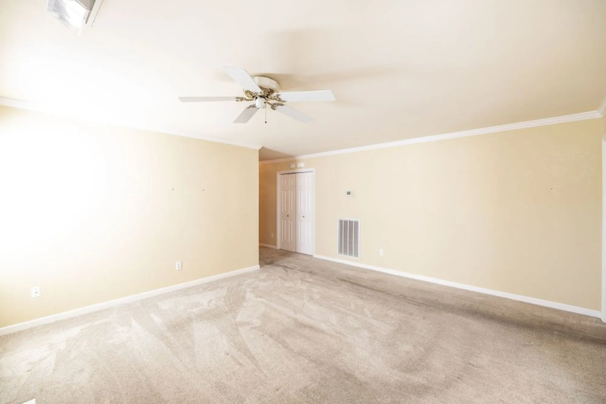 Property Slideshow image 12 of 54 | 115 newsom grn, Nashville, TN, 37221