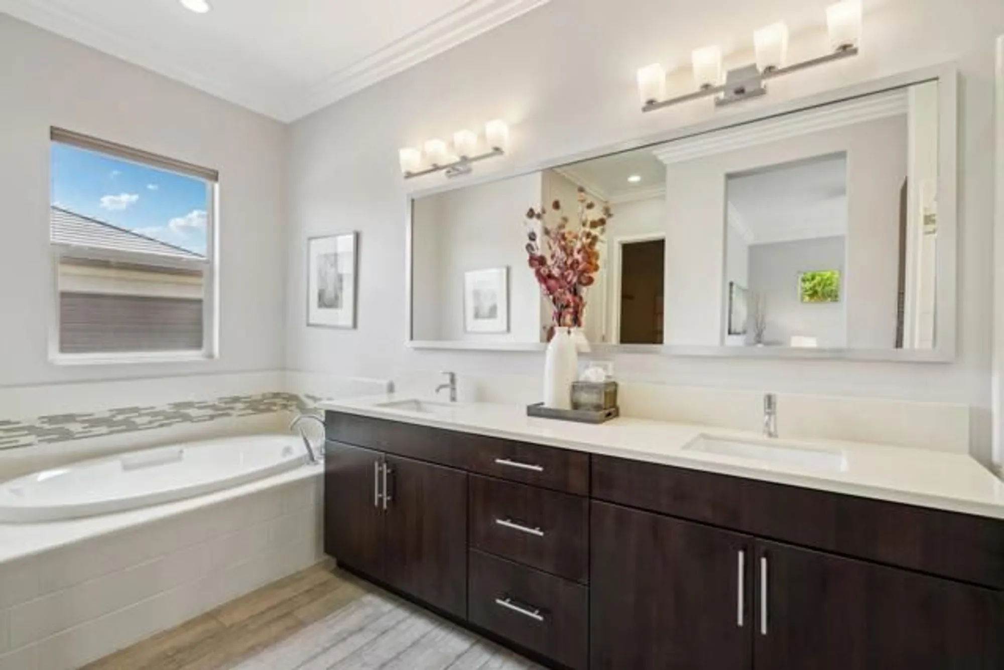 Property Slideshow image 22 of 58 | 82712 woodcreek ct, Indio, CA, 92201