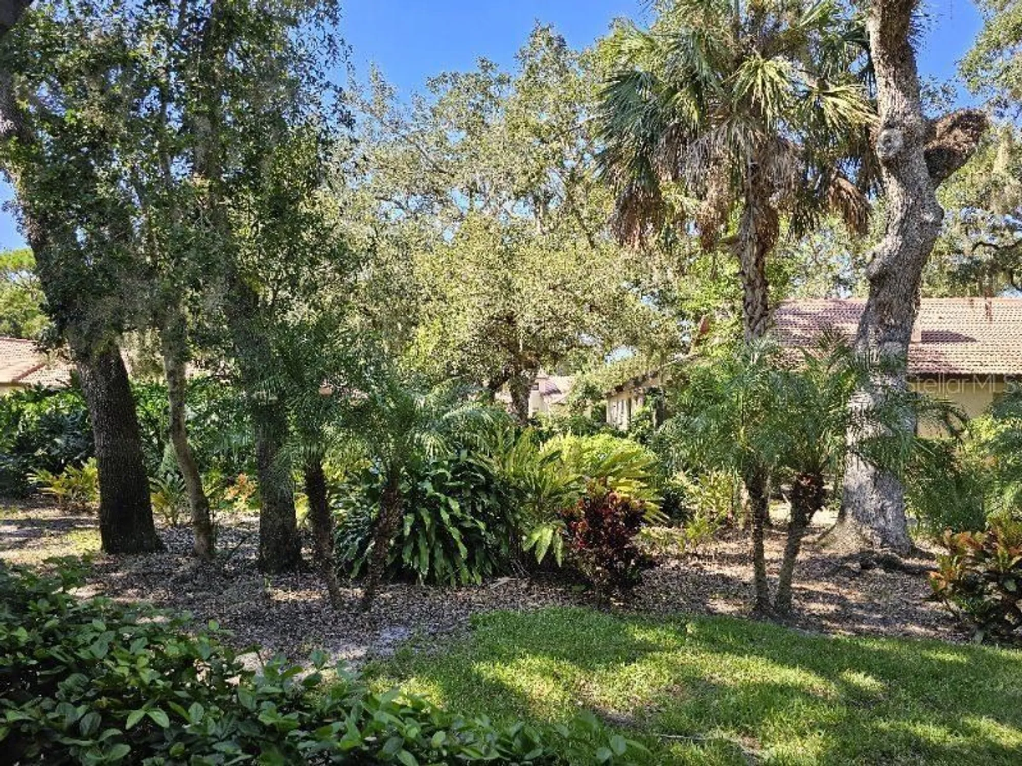 Property Slideshow image 32 of 94 | 7254 oak moss dr 72, Sarasota, FL, 34241