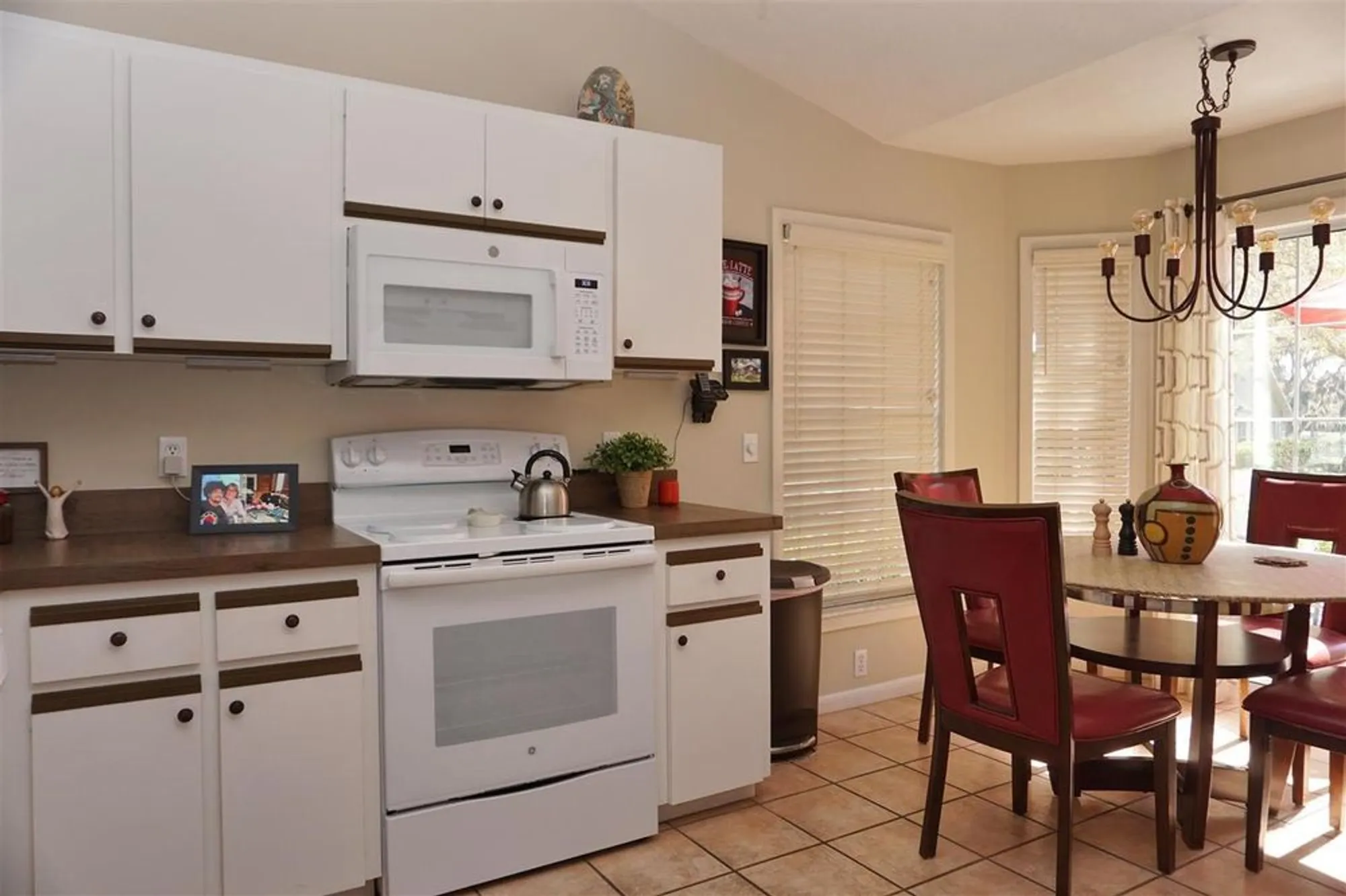 Property Slideshow image 11 of 54 | 1602 n foxboro loop, Crystal River, FL, 34429