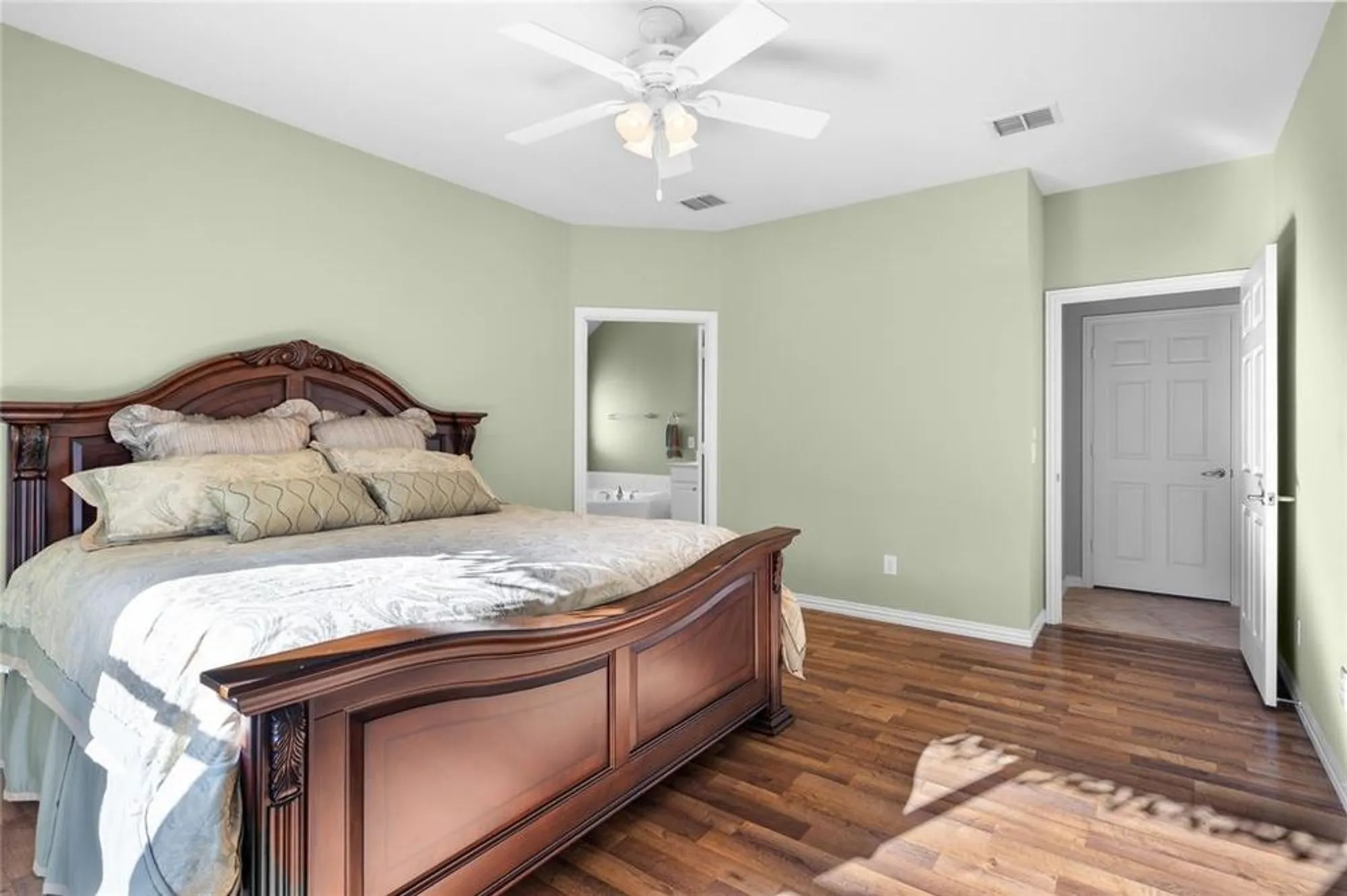 Property Slideshow image 21 of 40 | 961 winged foot dr, Fairview, TX, 75069