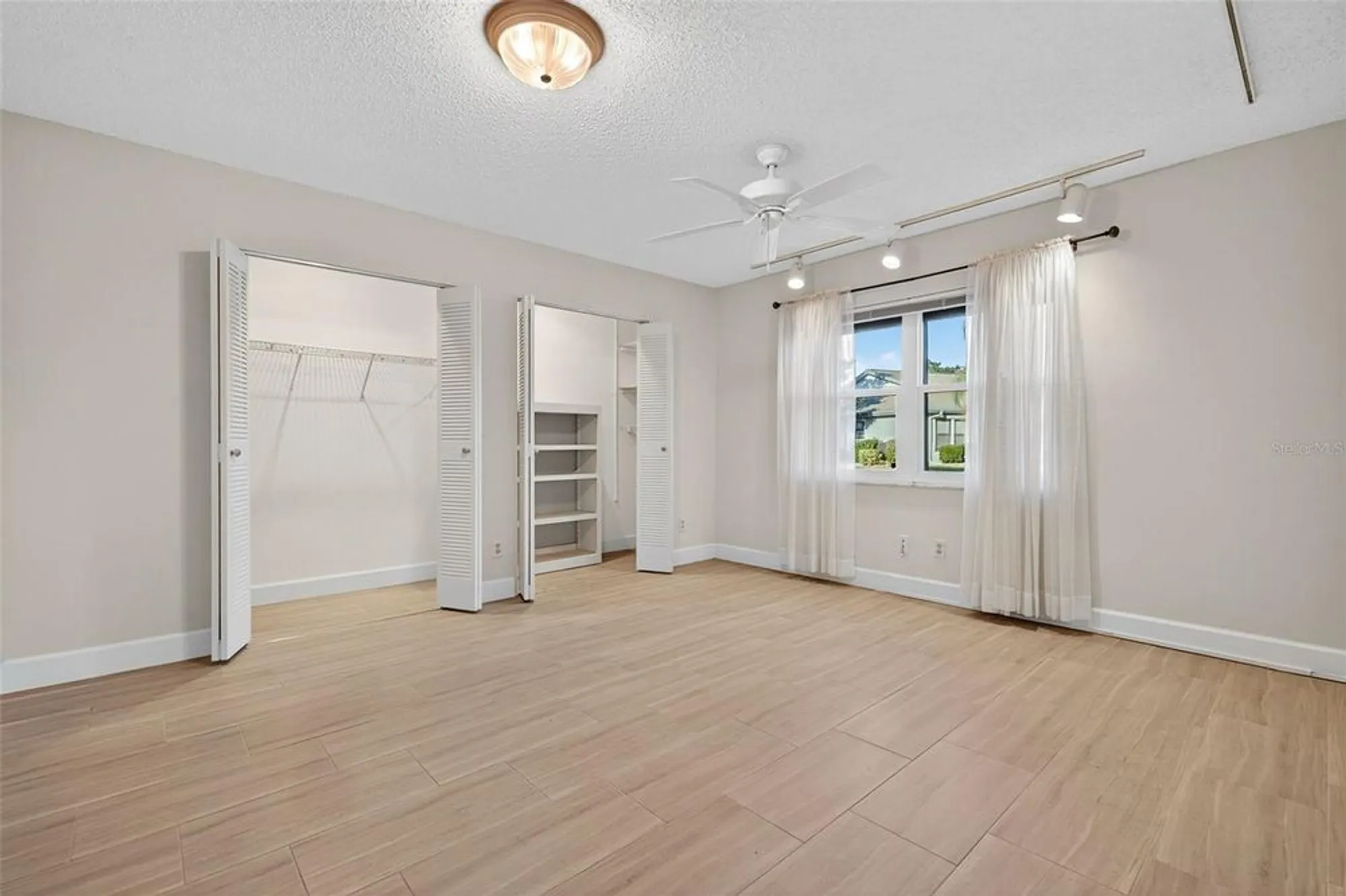 Property Slideshow image 20 of 25 | 2509 locksley st # 237, Sun City Center, FL, 33573