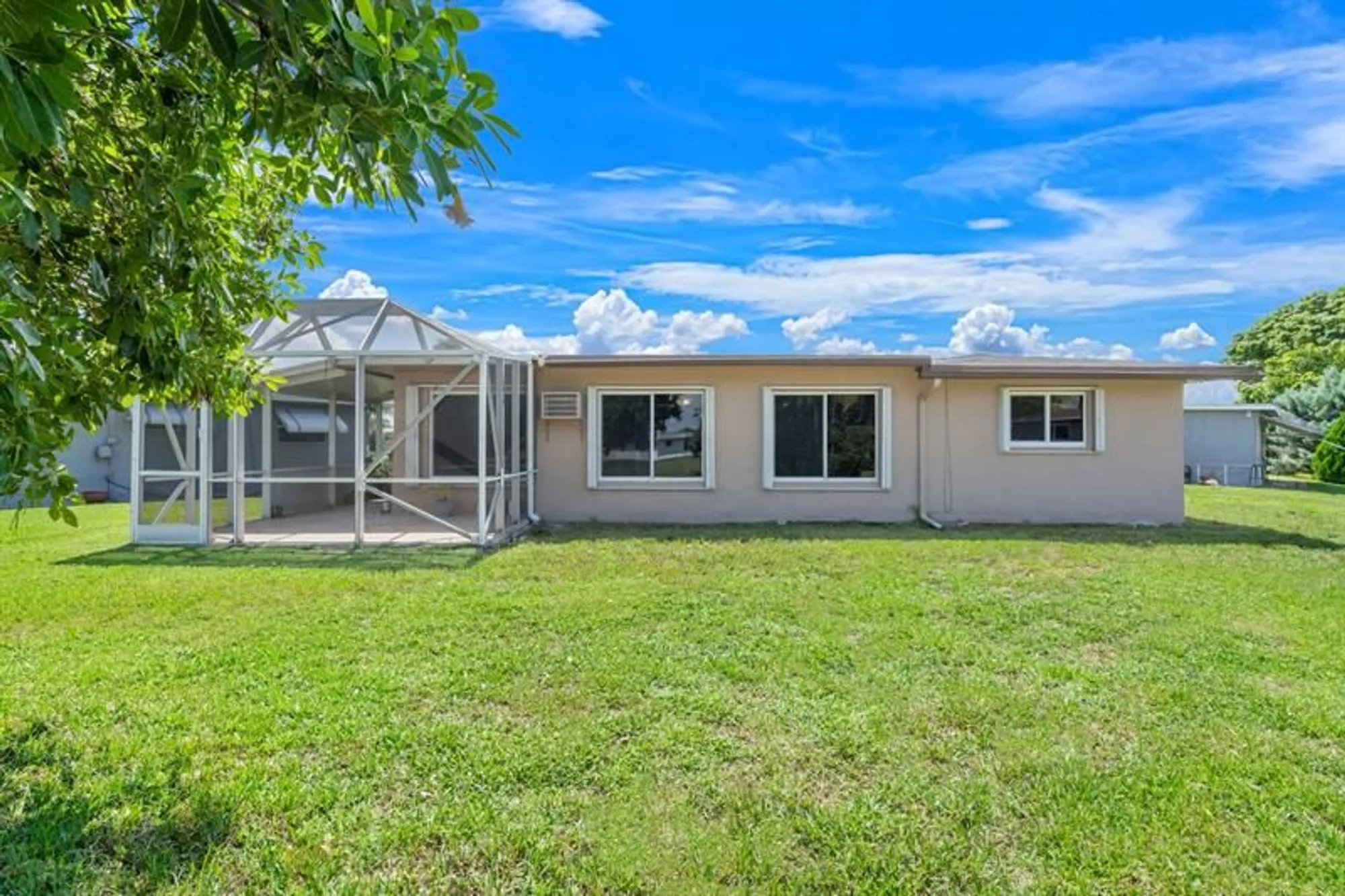 Property Slideshow image 26 of 34 | 1165 nw 67th ave, Margate, FL, 33063