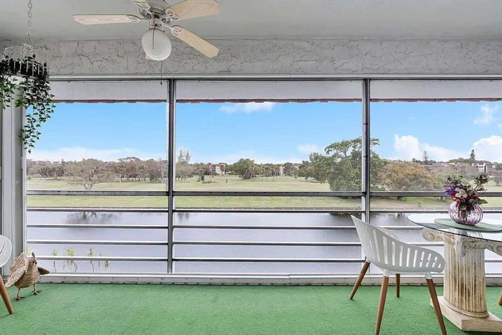 Property Slideshow image 23 of 32 | 3551 inverrary dr 404, Lauderhill, FL, 33319