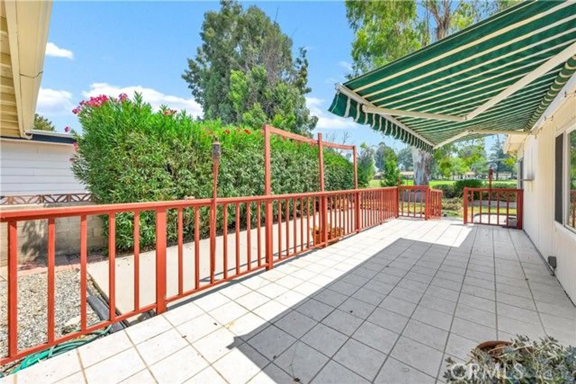 Property Slideshow image 37 of 54 | 1272 brentwood way, Hemet, CA, 92545