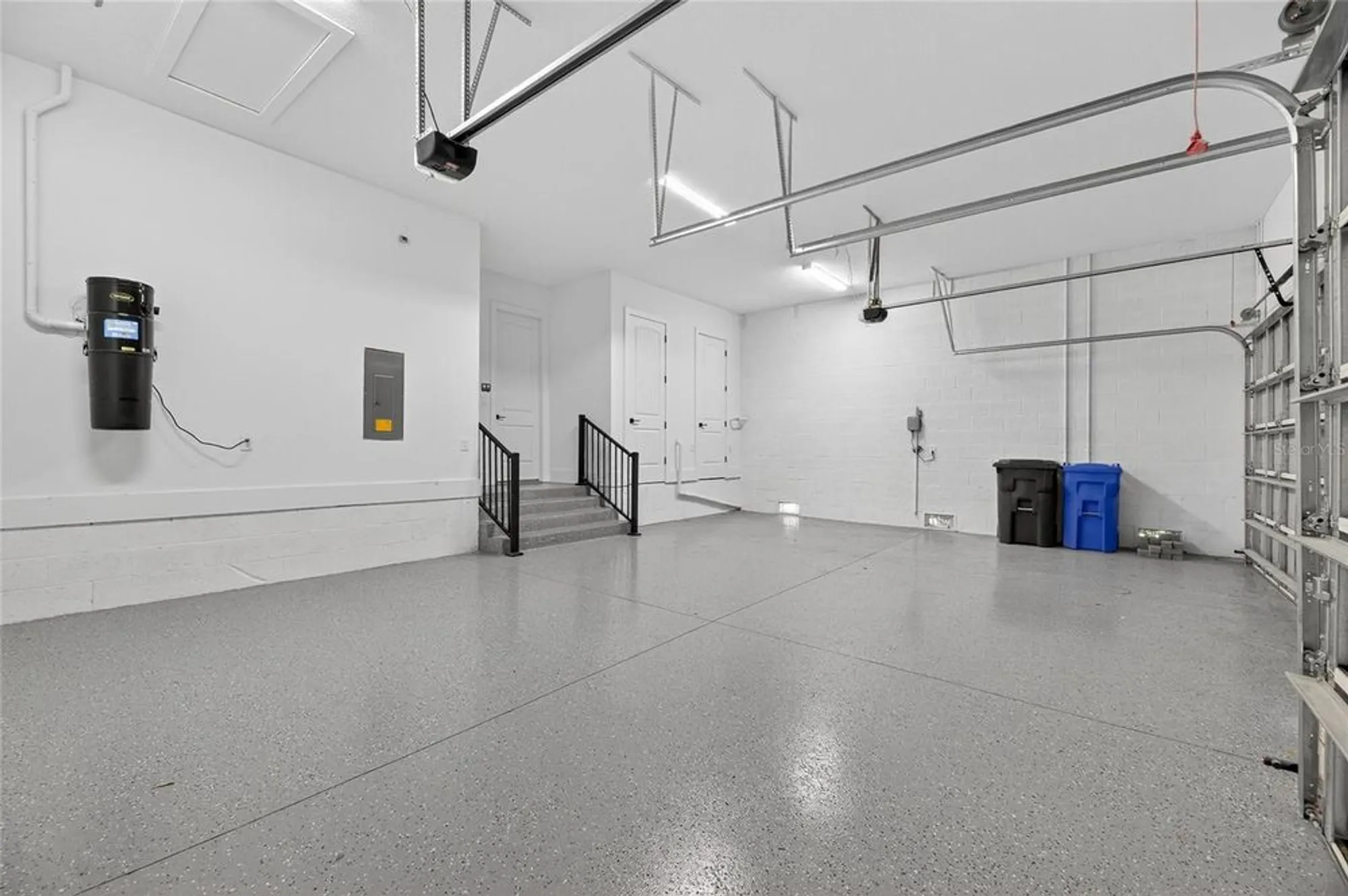 Property Slideshow image 33 of 91 | 614 pinckney dr, Apollo Beach, FL, 33572