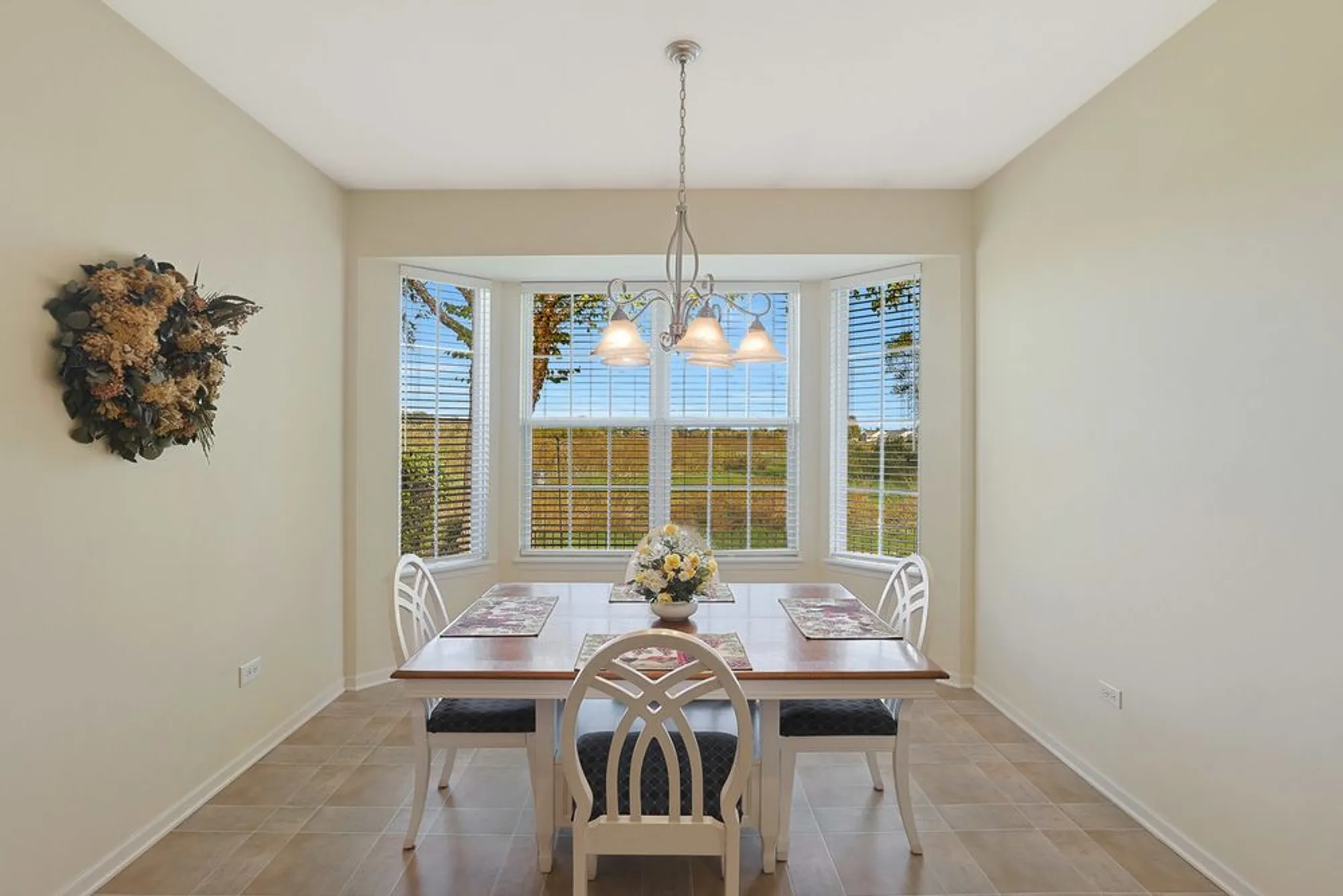 Property Slideshow image 10 of 43 | 12770 timber creek dr, Huntley, IL, 60142