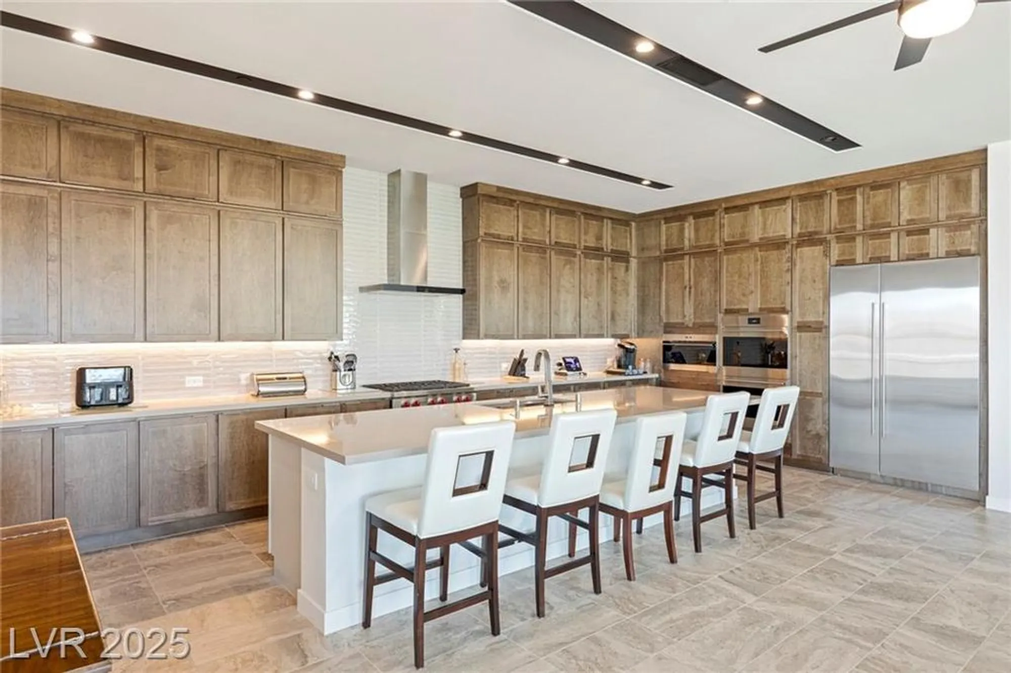 Property Slideshow image 11 of 85 | 53 falling ridge ln, Henderson, NV, 89011