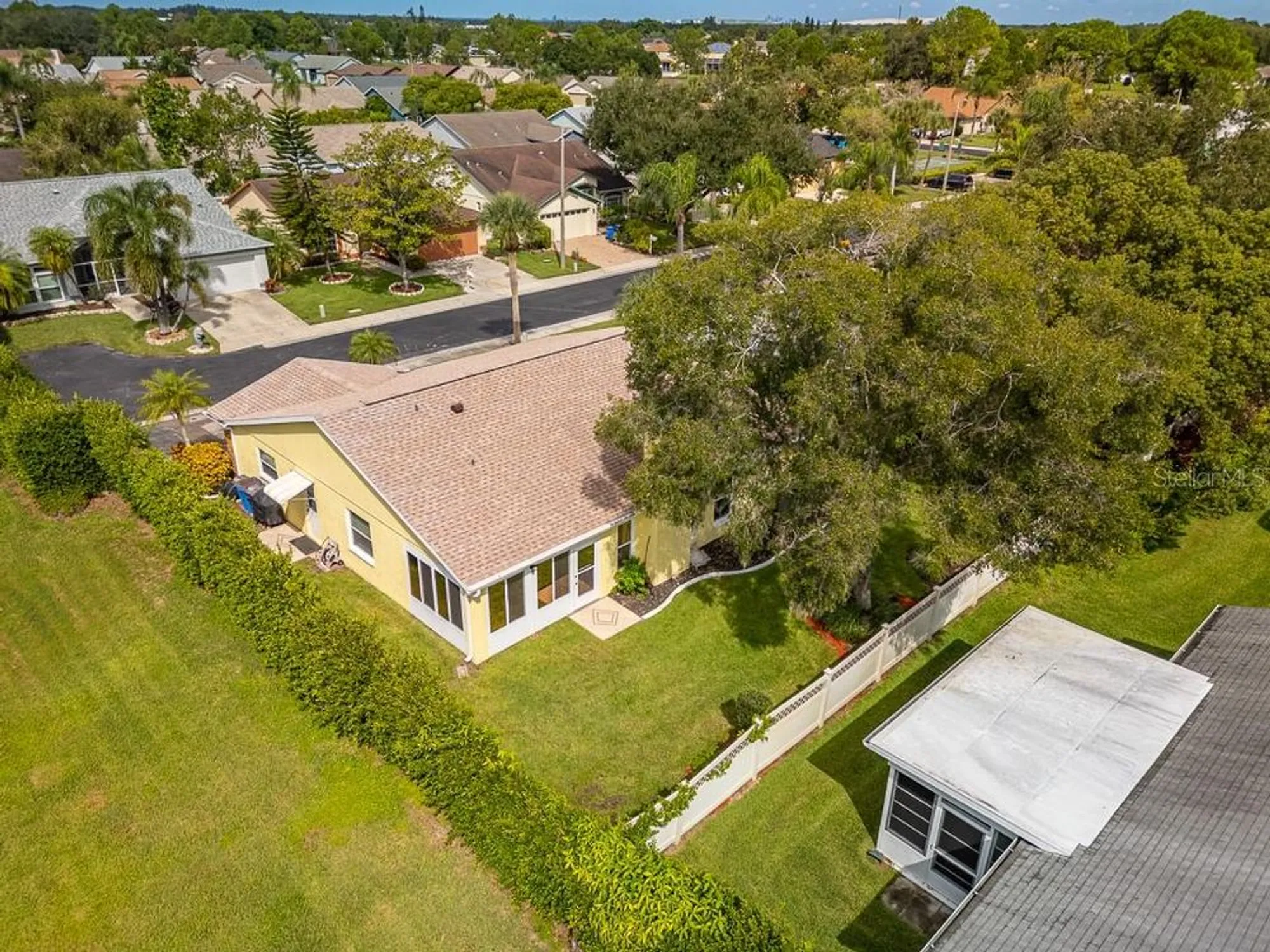 Property Slideshow image 29 of 54 | 13110 elgar pl, Riverview, FL, 33579