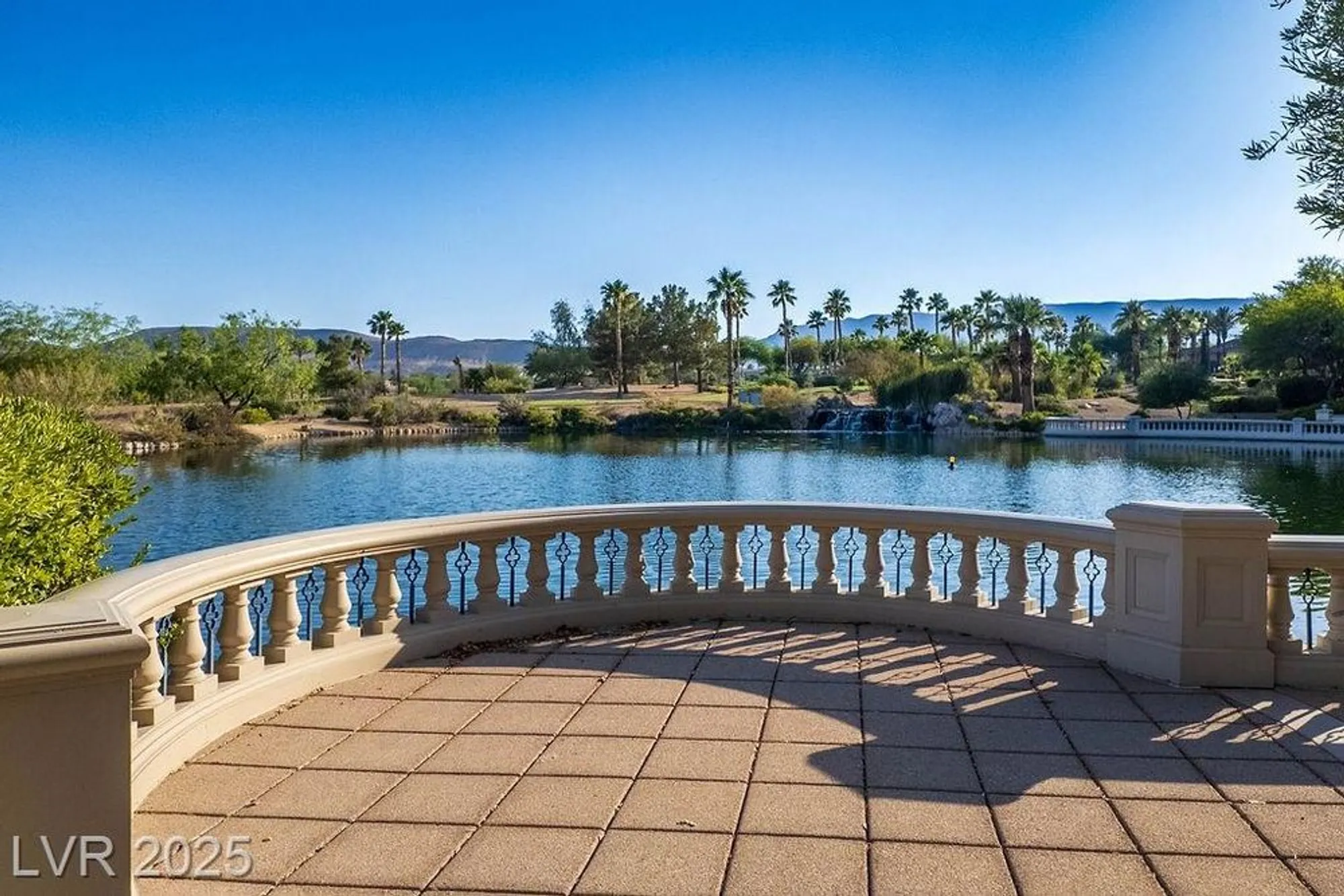 Property Slideshow image 39 of 64 | 5123 vincitor st, Las Vegas, NV, 89135