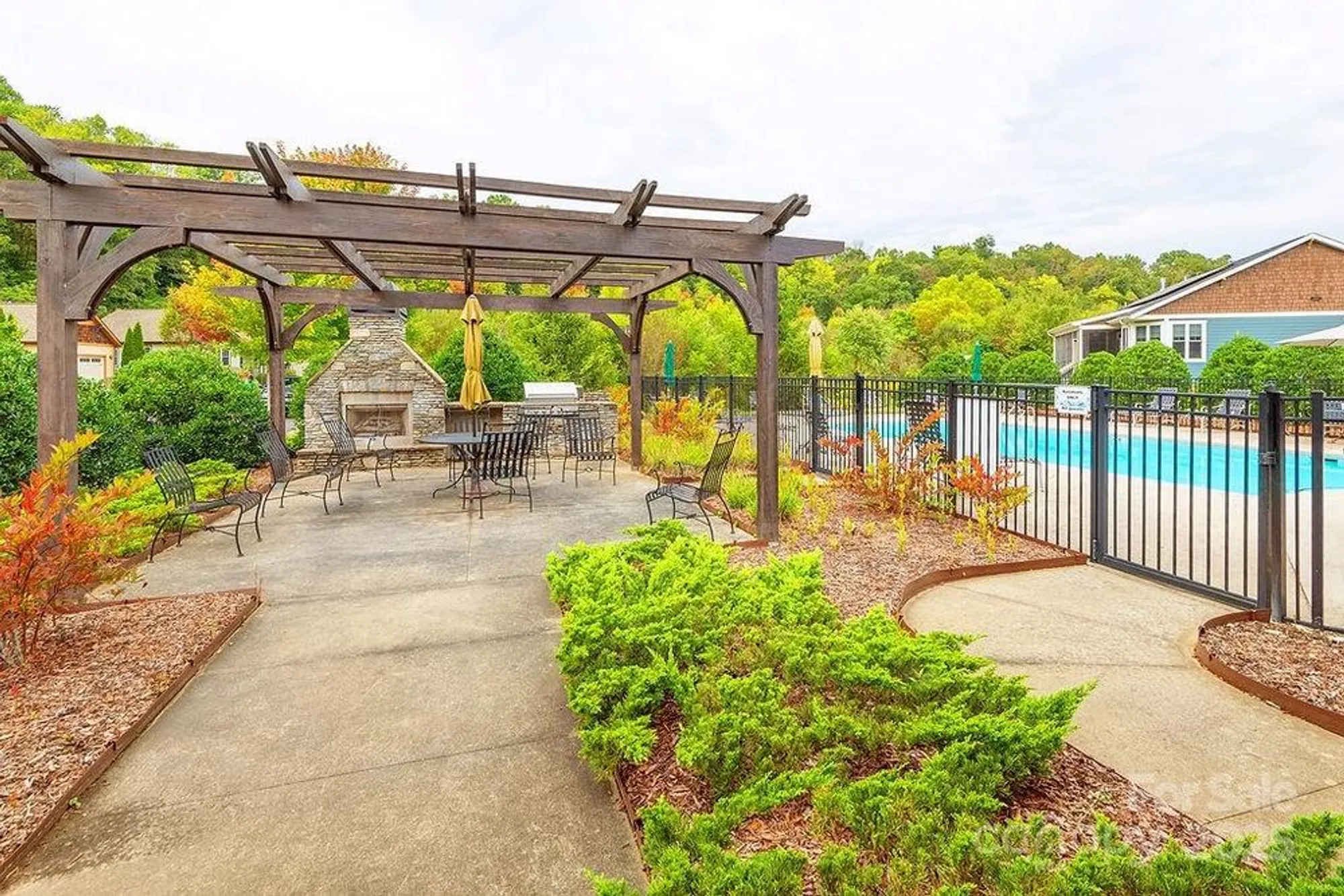 Property Slideshow image 32 of 34 | 64 creekside view dr, Asheville, NC, 28804