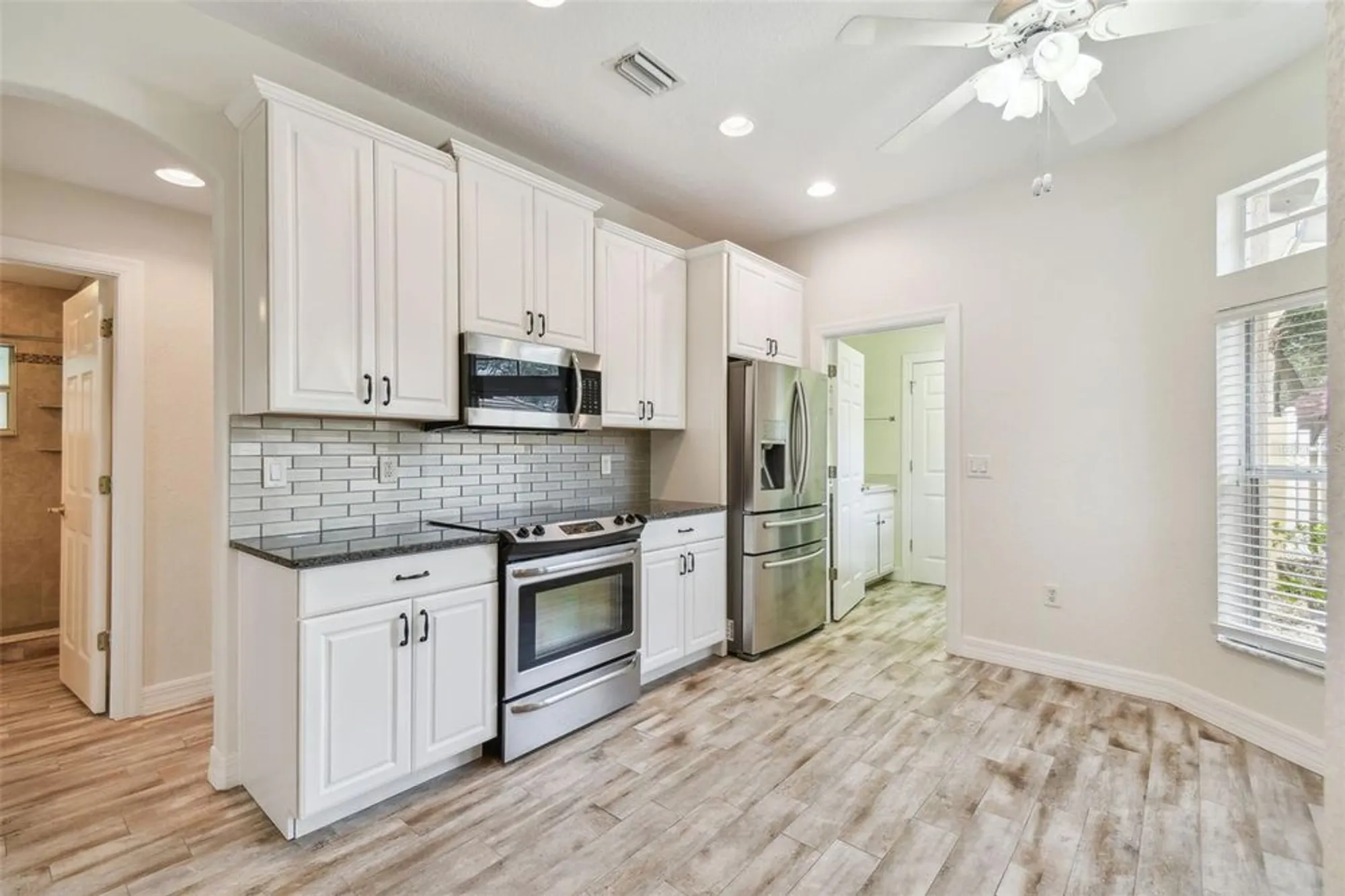 Property Slideshow image 18 of 97 | 13141 palmilla cir, Dade City, FL, 33525