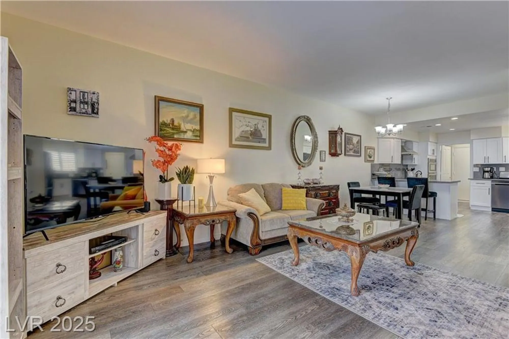 Property Slideshow image 6 of 25 | 468 fallwood ln, Las Vegas, NV, 89107