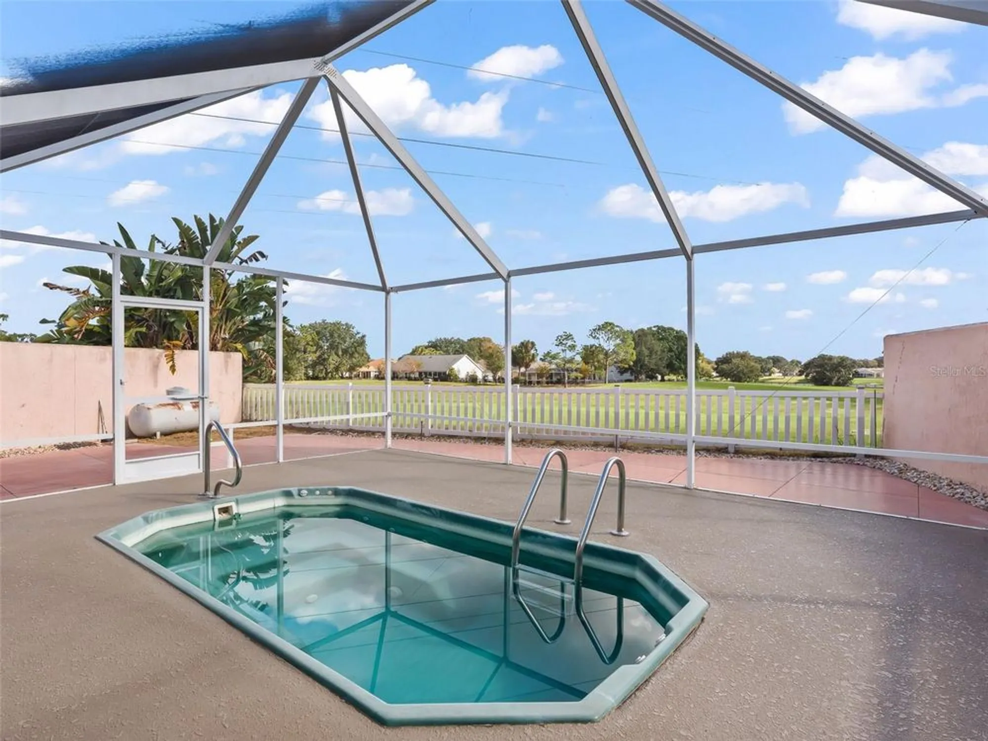 Property Slideshow image 23 of 41 | 873 oviedo rd, The Villages, FL, 32159