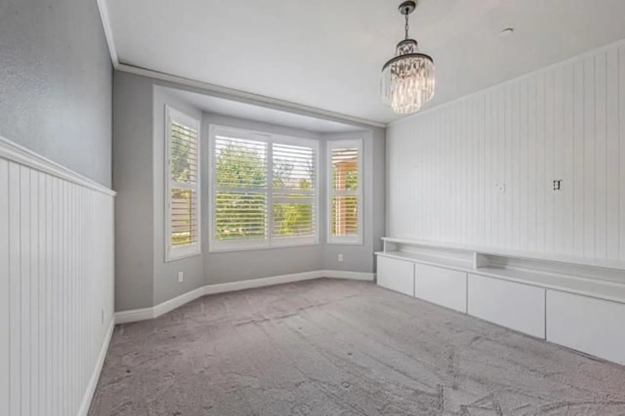 Property Slideshow image 12 of 27 | 2491 redbud way, Manteca, CA, 95336