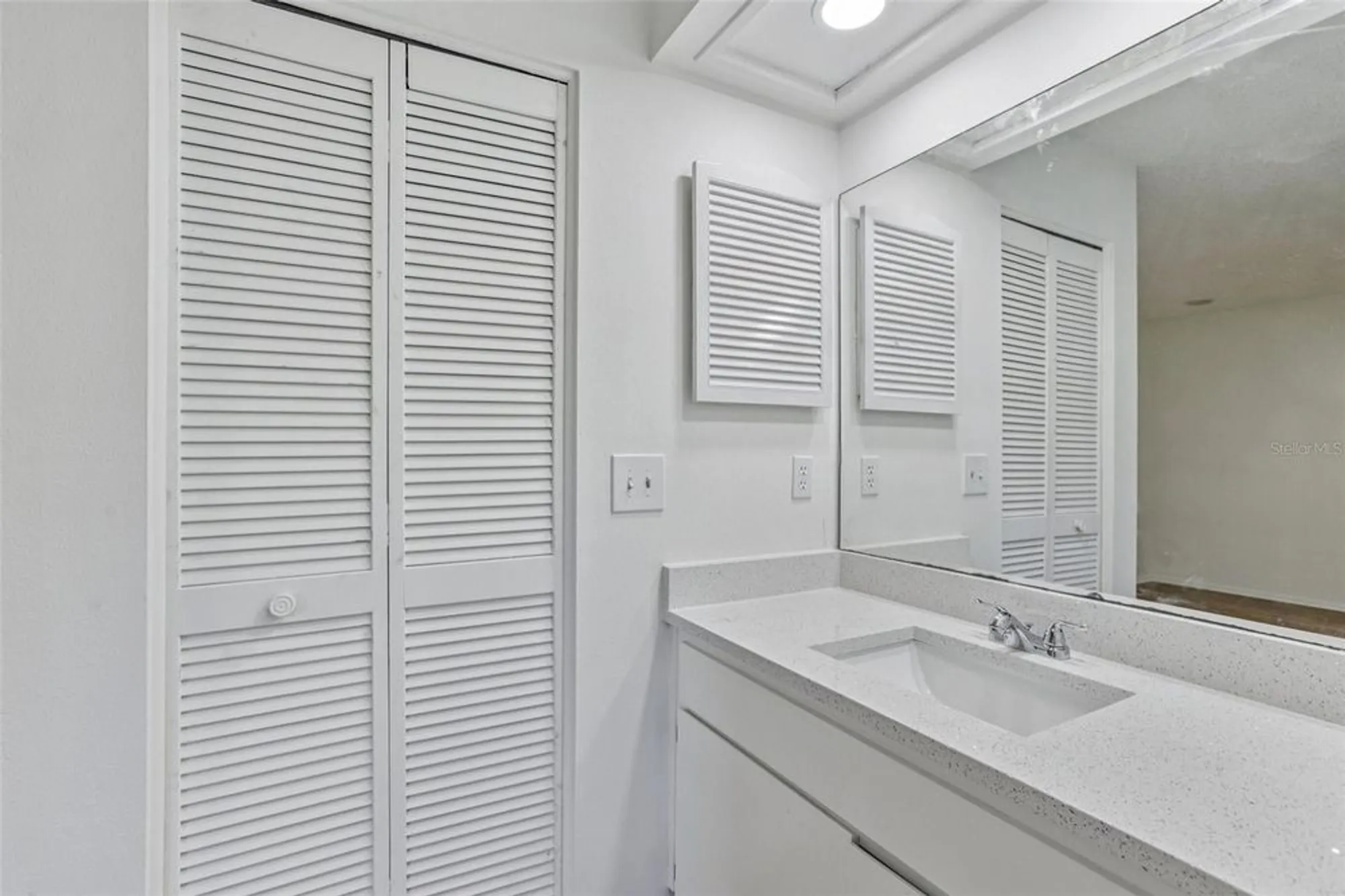 Property Slideshow image 17 of 23 | 11211 rollingwood dr, Port Richey, FL, 34668