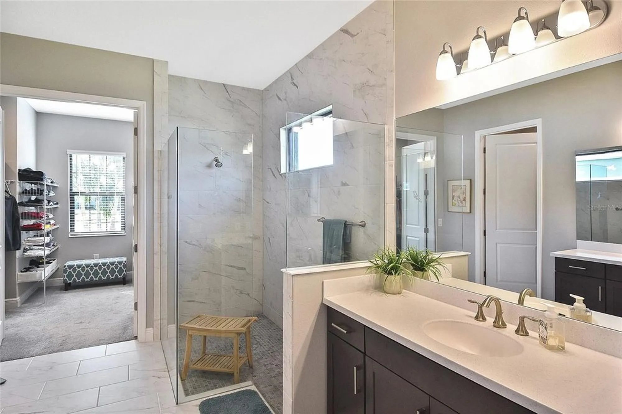 Property Slideshow image 13 of 37 | 169 n cayman isles blvd, Englewood, FL, 34223