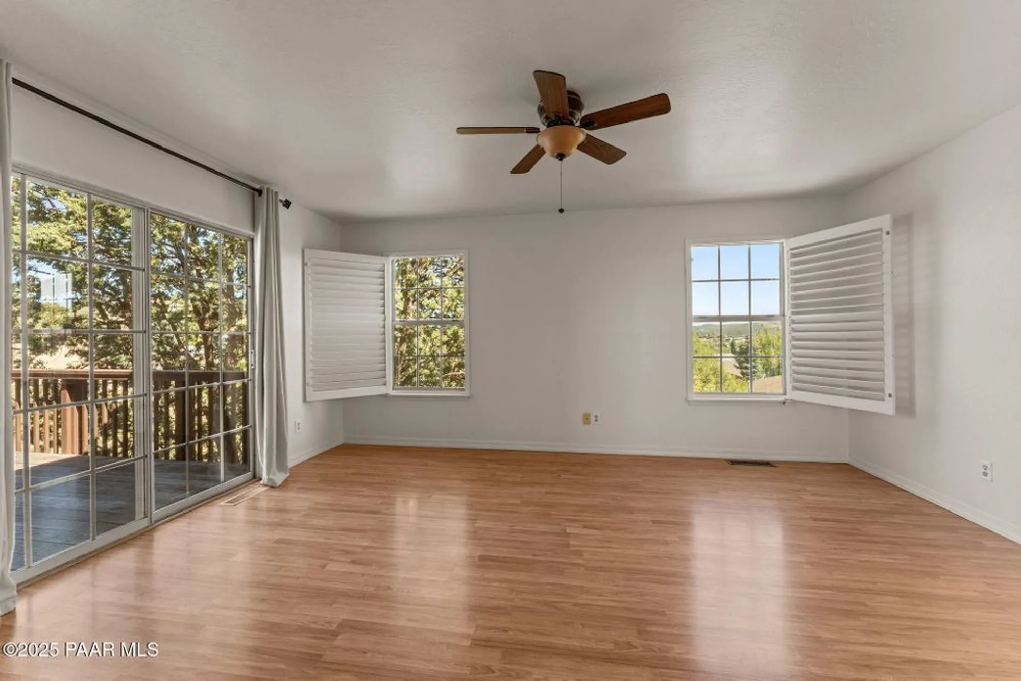 Property Slideshow image 6 of 51 | 895 sunrise blvd, Prescott, AZ, 86301