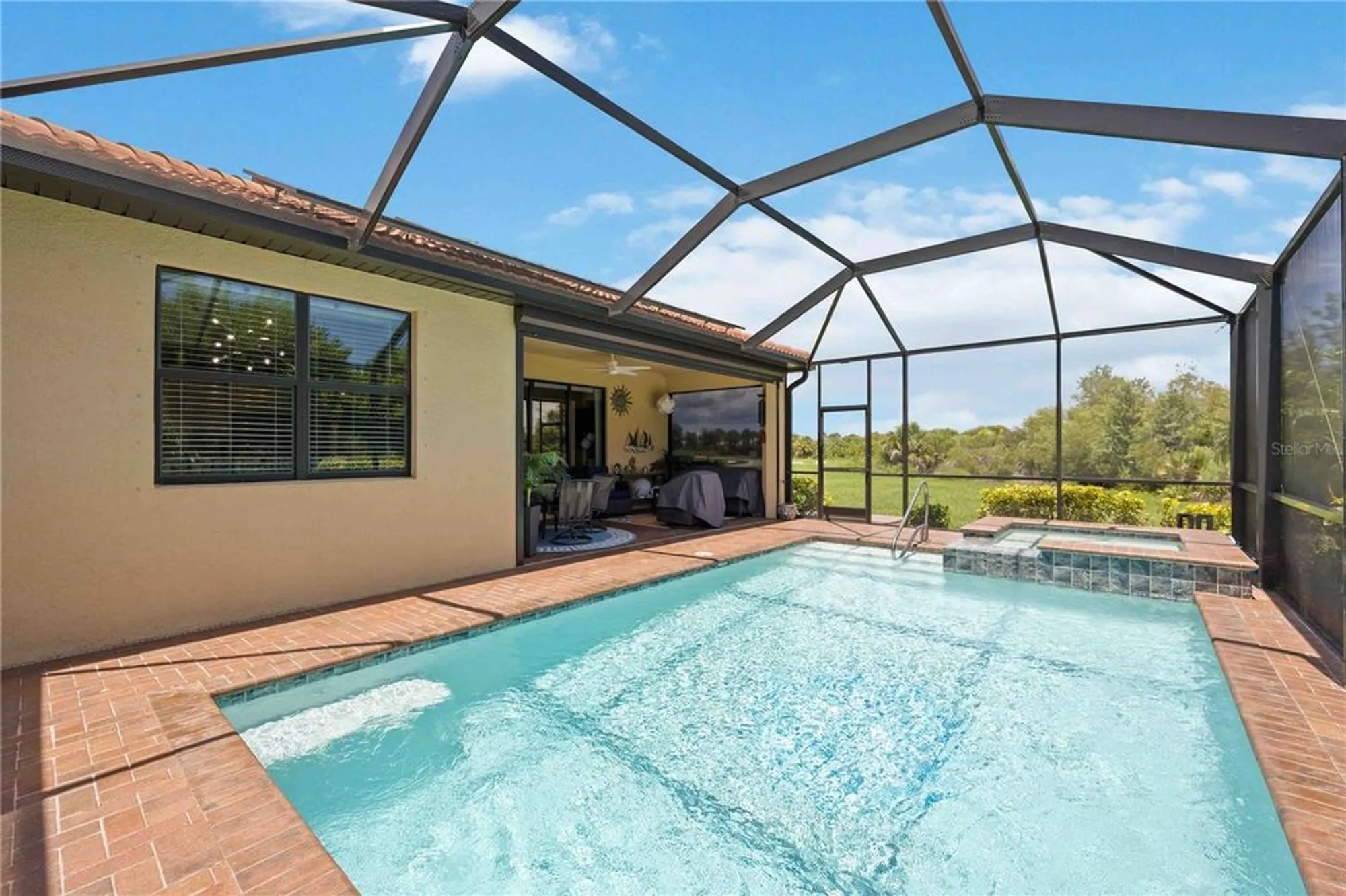 Property Slideshow image 10 of 38 | 24036 spartina dr, Venice, FL, 34293