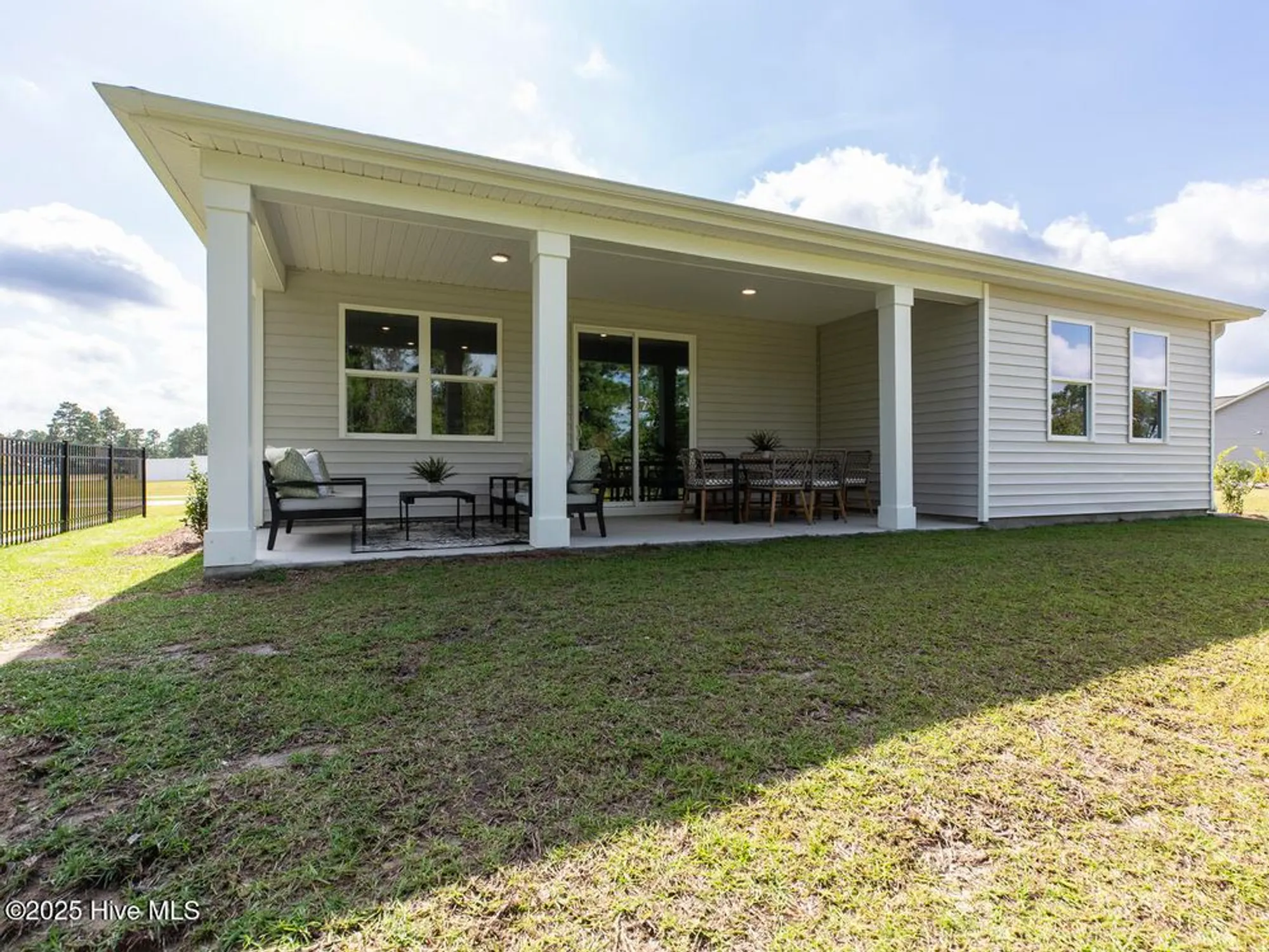 Property Slideshow image 36 of 49 | 1160 indigo bunting dr 64, Leland, NC, 28451