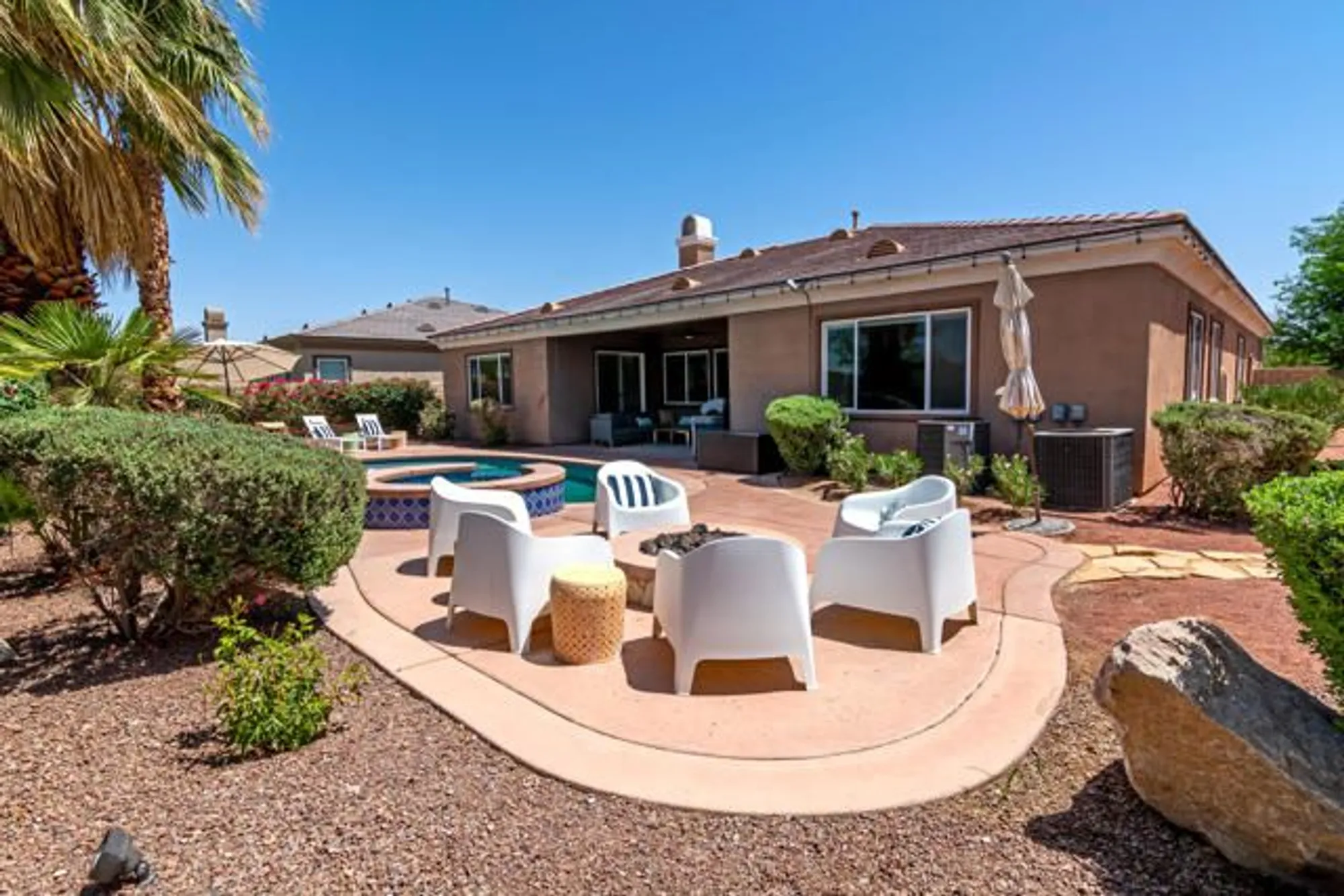 Property Slideshow image 33 of 53 | 43597 spiaggia pl, Indio, CA, 92203