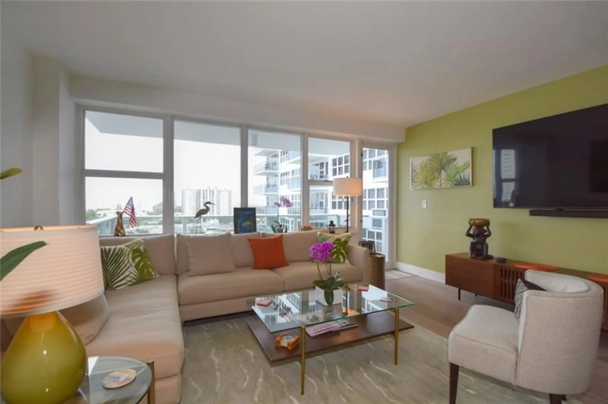 Property Slideshow image 12 of 34 | 3333 ne 34th st 1011, Fort Lauderdale, FL, 33308