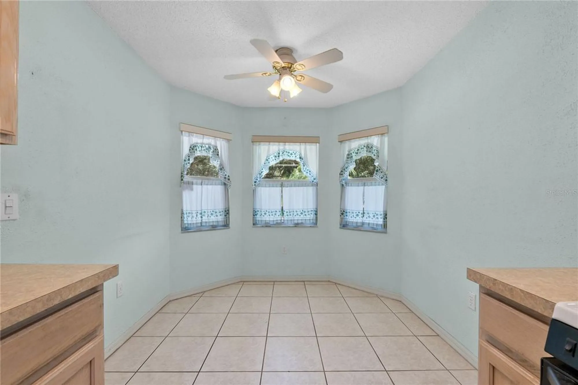 Property Slideshow image 12 of 35 | 2244 silver lakes dr, Lakeland, FL, 33810