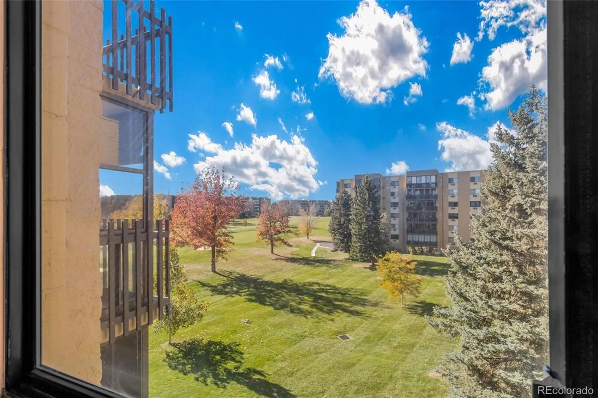 Property Slideshow image 15 of 45 | 14102 e linvale pl apt 403, Aurora, CO, 80014
