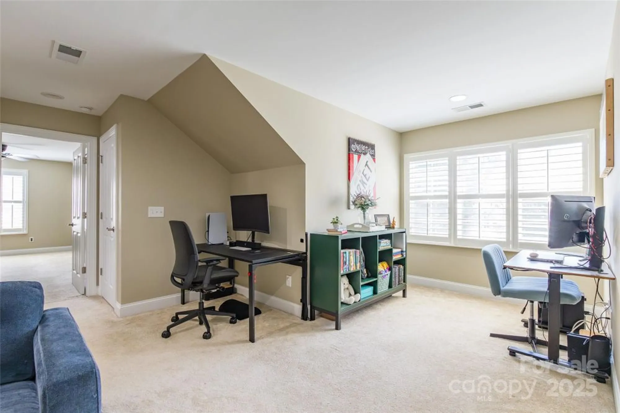 Property Slideshow image 26 of 36 | 3547 south bank ct, Matthews, NC, 28105