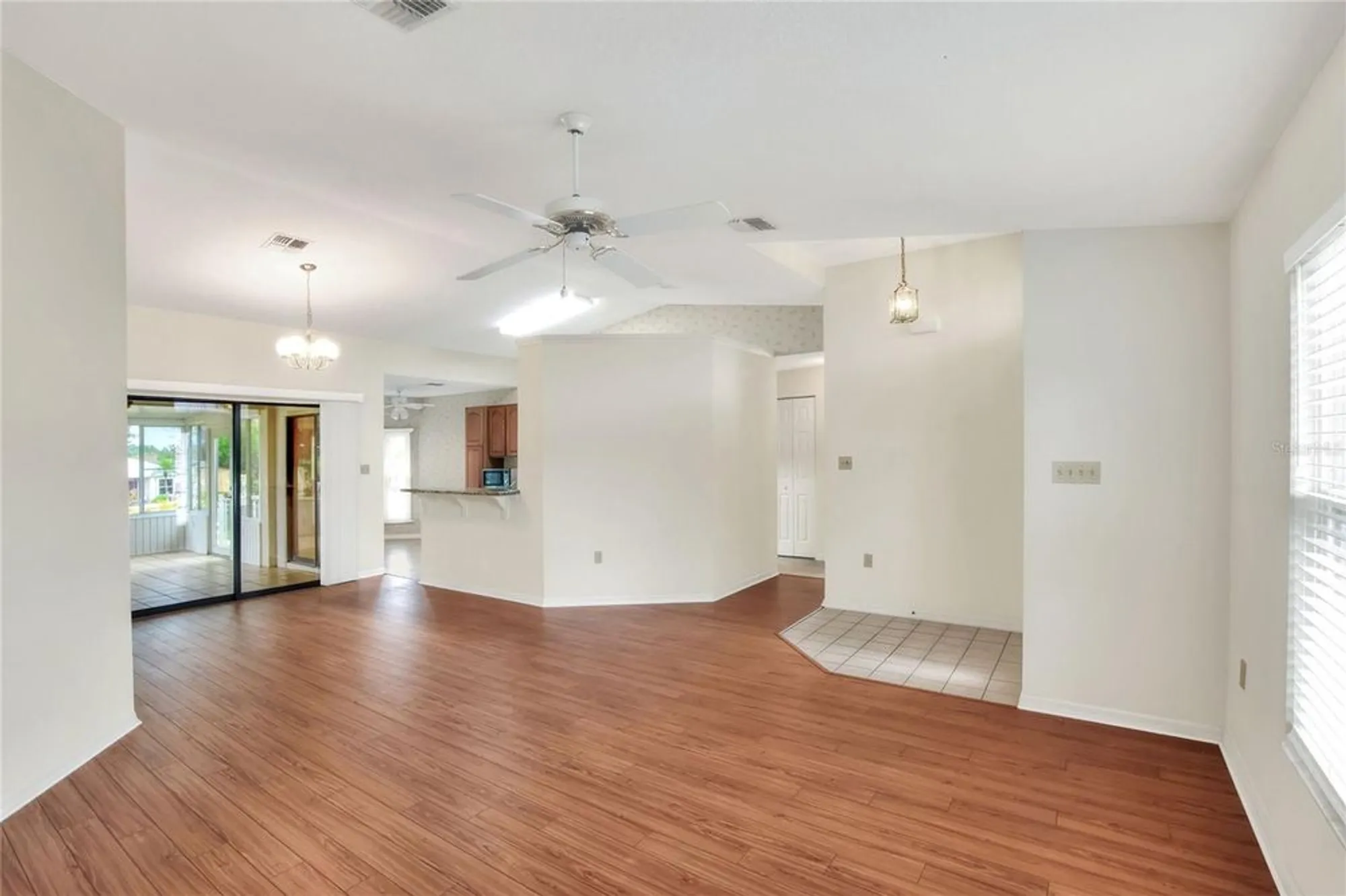 Property Slideshow image 11 of 44 | 5955 chickadee dr, Lakeland, FL, 33809