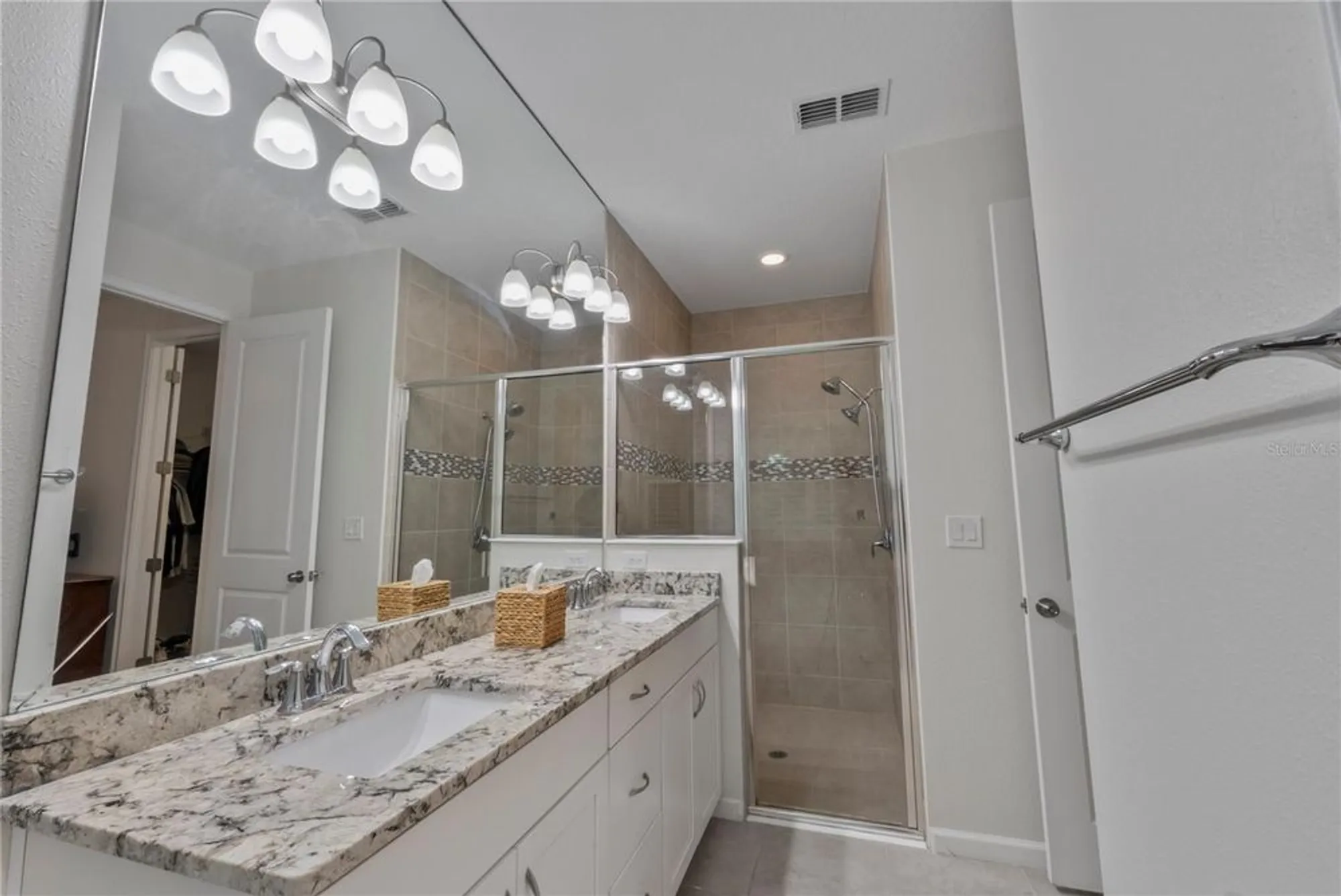 Property Slideshow image 25 of 45 | 11434 spring gate trl, Bradenton, FL, 34211