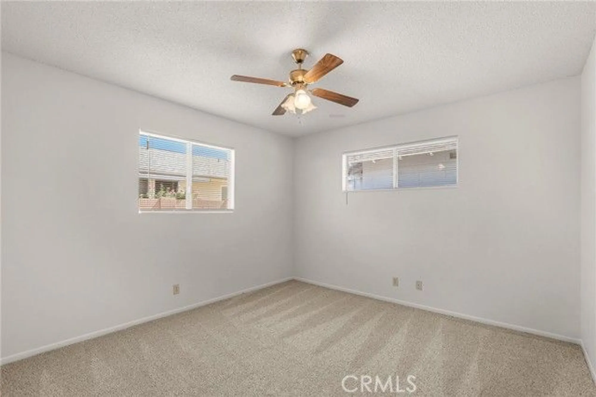Property Slideshow image 15 of 30 | 1560 sandlewood dr, Hemet, CA, 92543