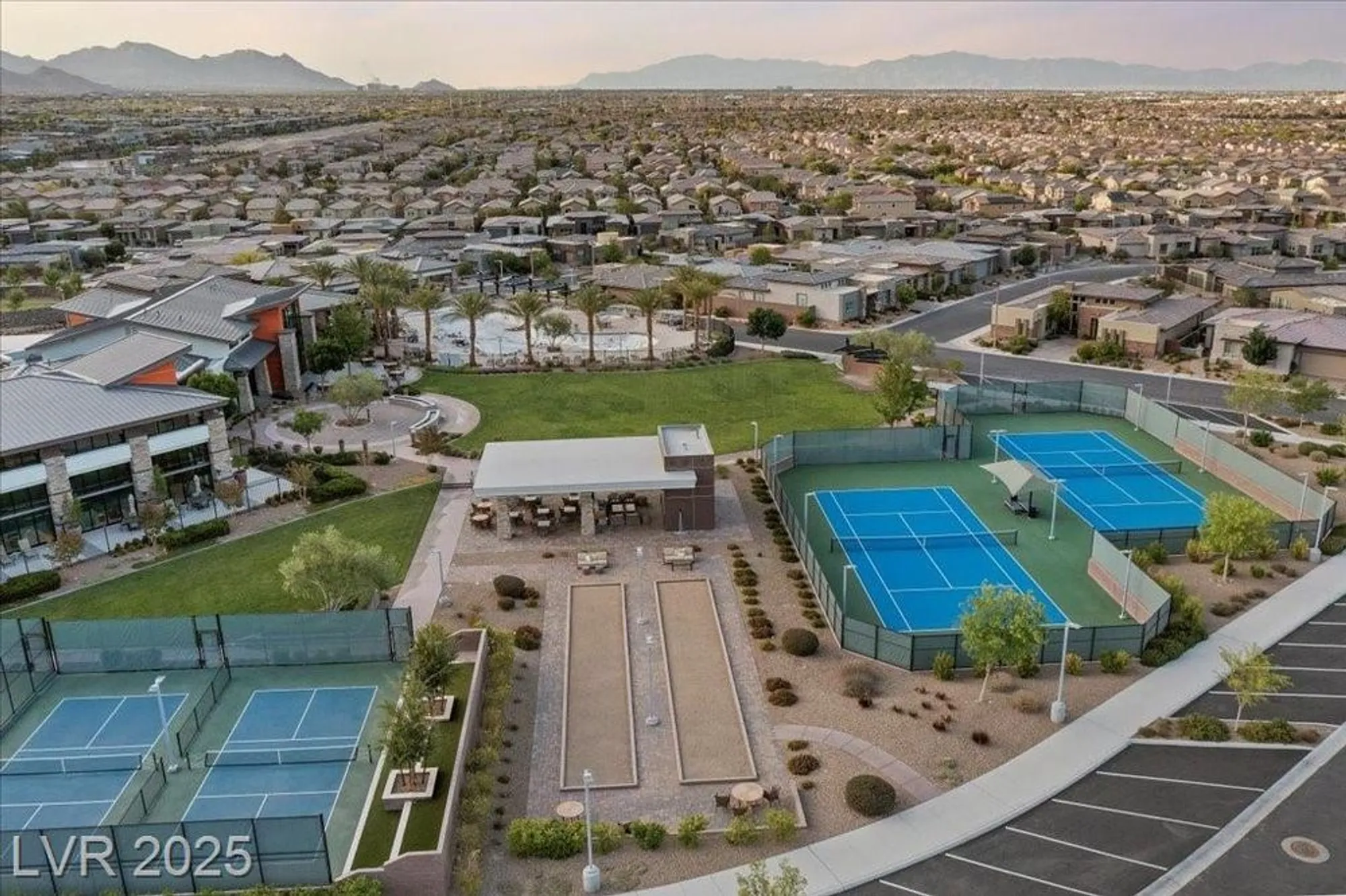 Property Slideshow image 74 of 77 | 6722 desert crimson st, Las Vegas, NV, 89148