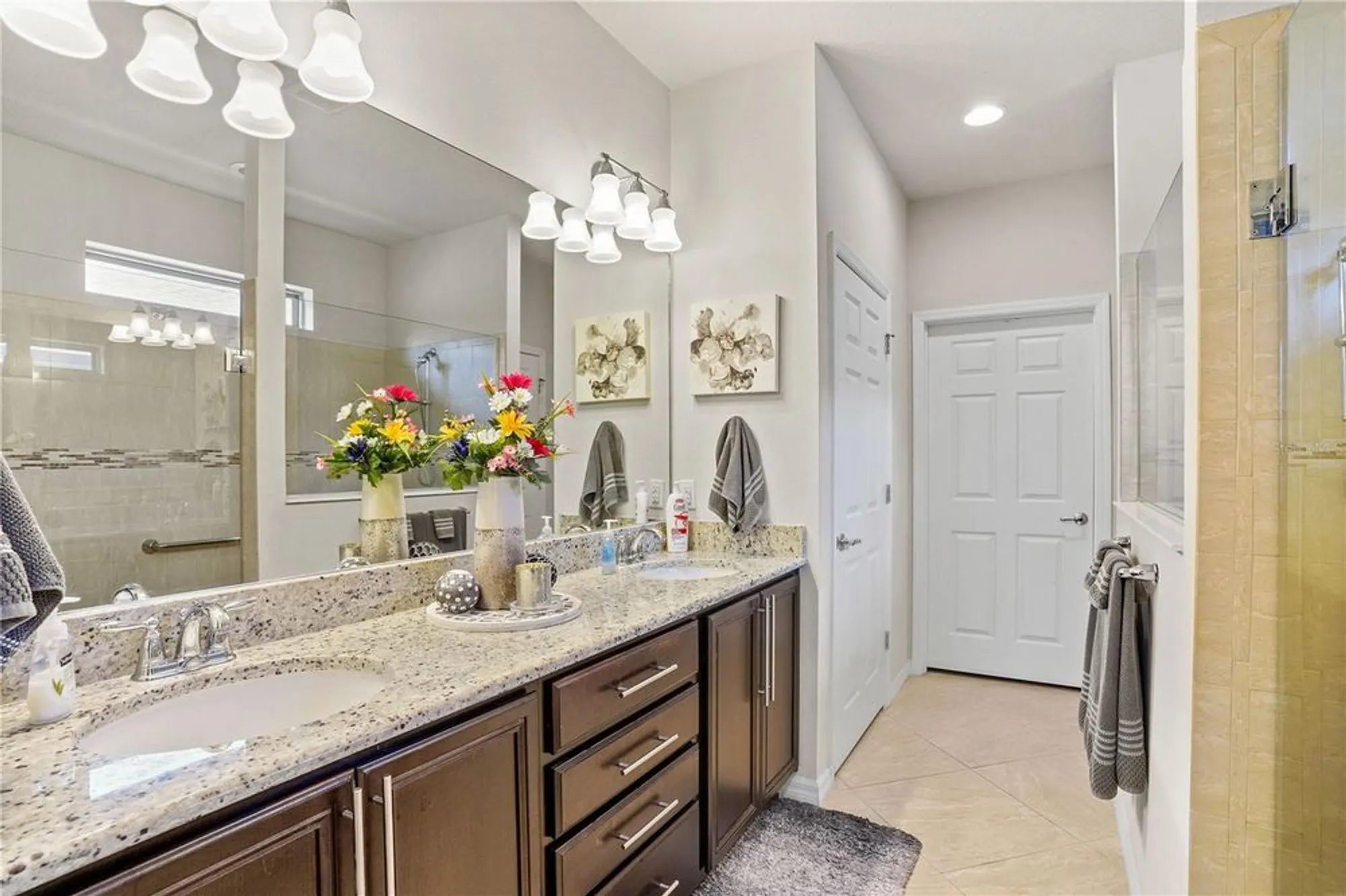 Property Slideshow image 18 of 53 | 329 alicante ct, Davenport, FL, 33837