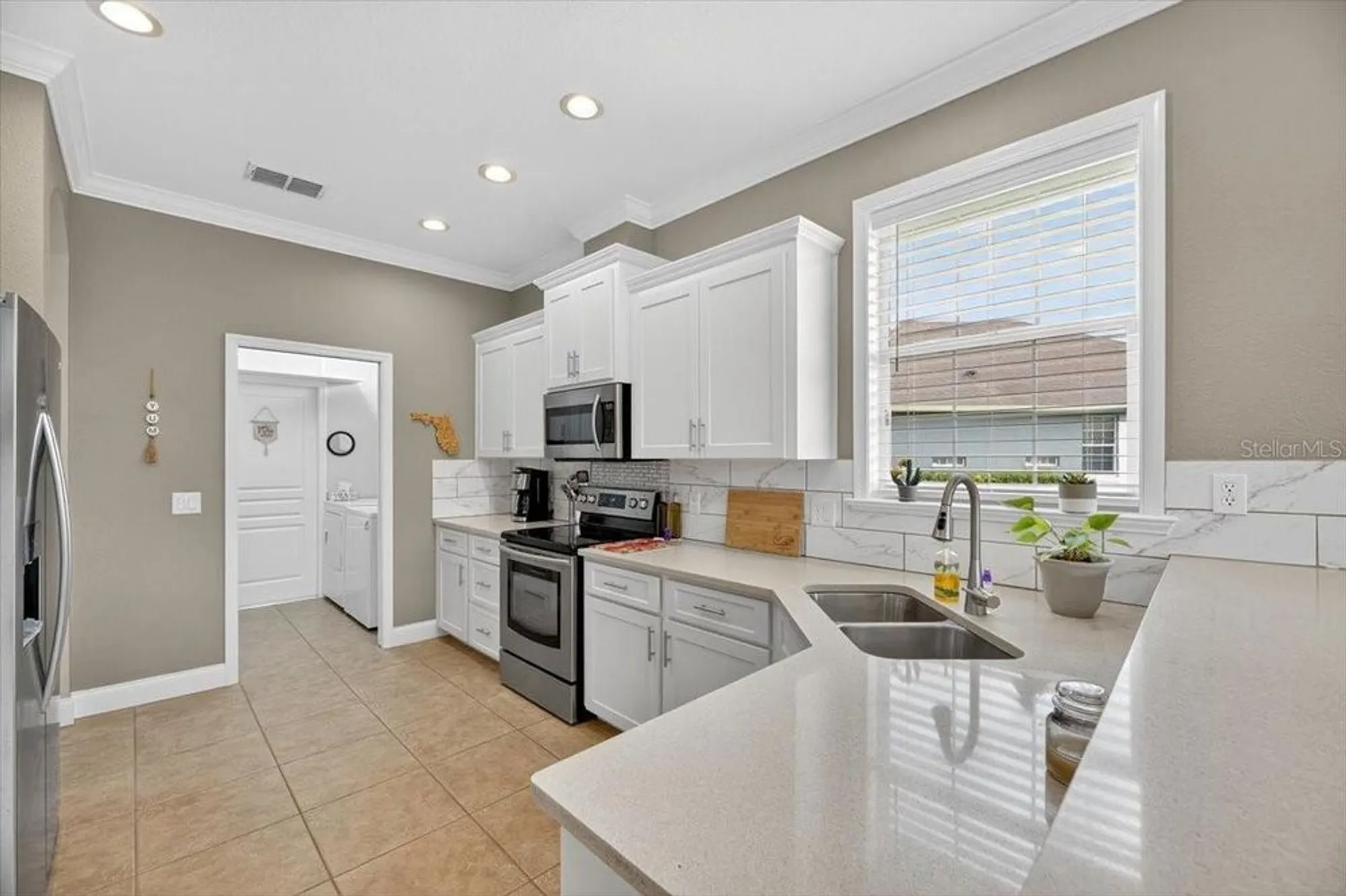 Property Slideshow image 26 of 59 | 8147 lake james dr, Lakeland, FL, 33810