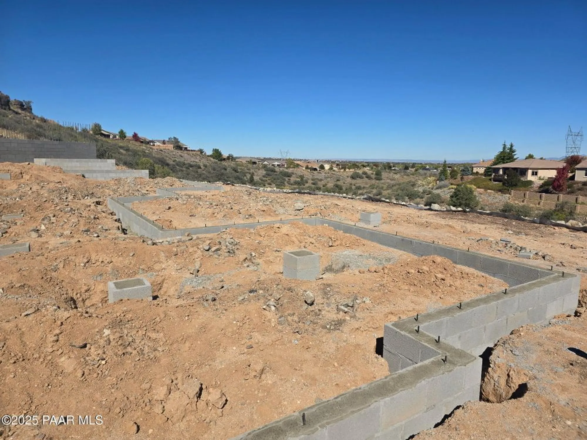 Property Slideshow image 2 of 12 | 506 bridgeway cir, Prescott, AZ, 86301