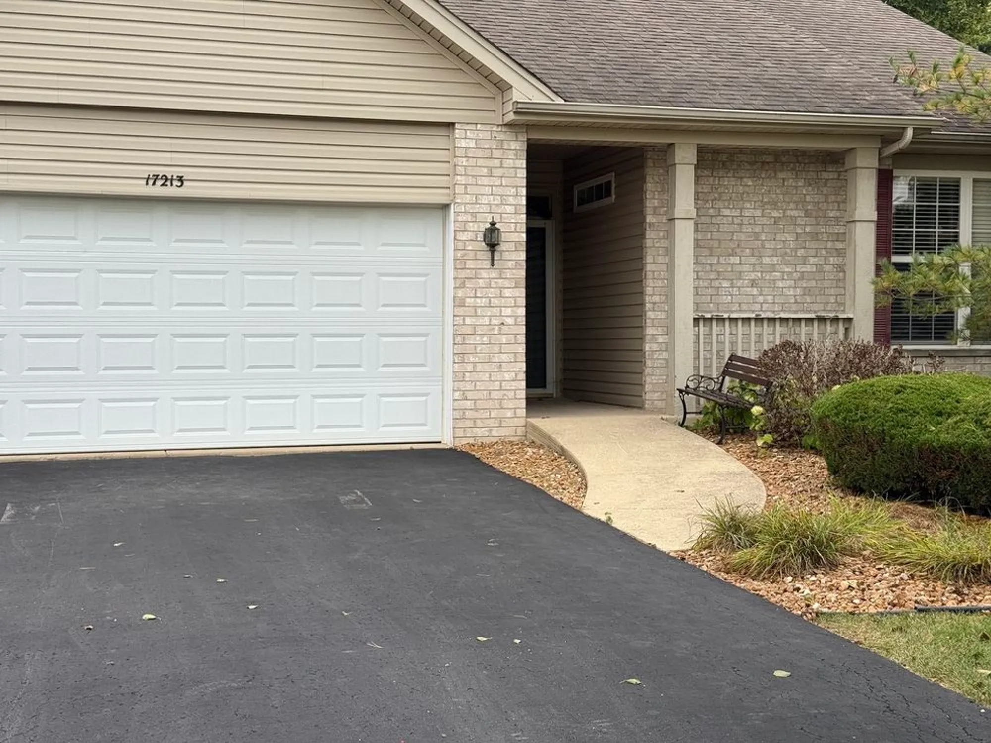 Property Slideshow image 2 of 38 | 17213 mendota dr, Lockport, IL, 60441