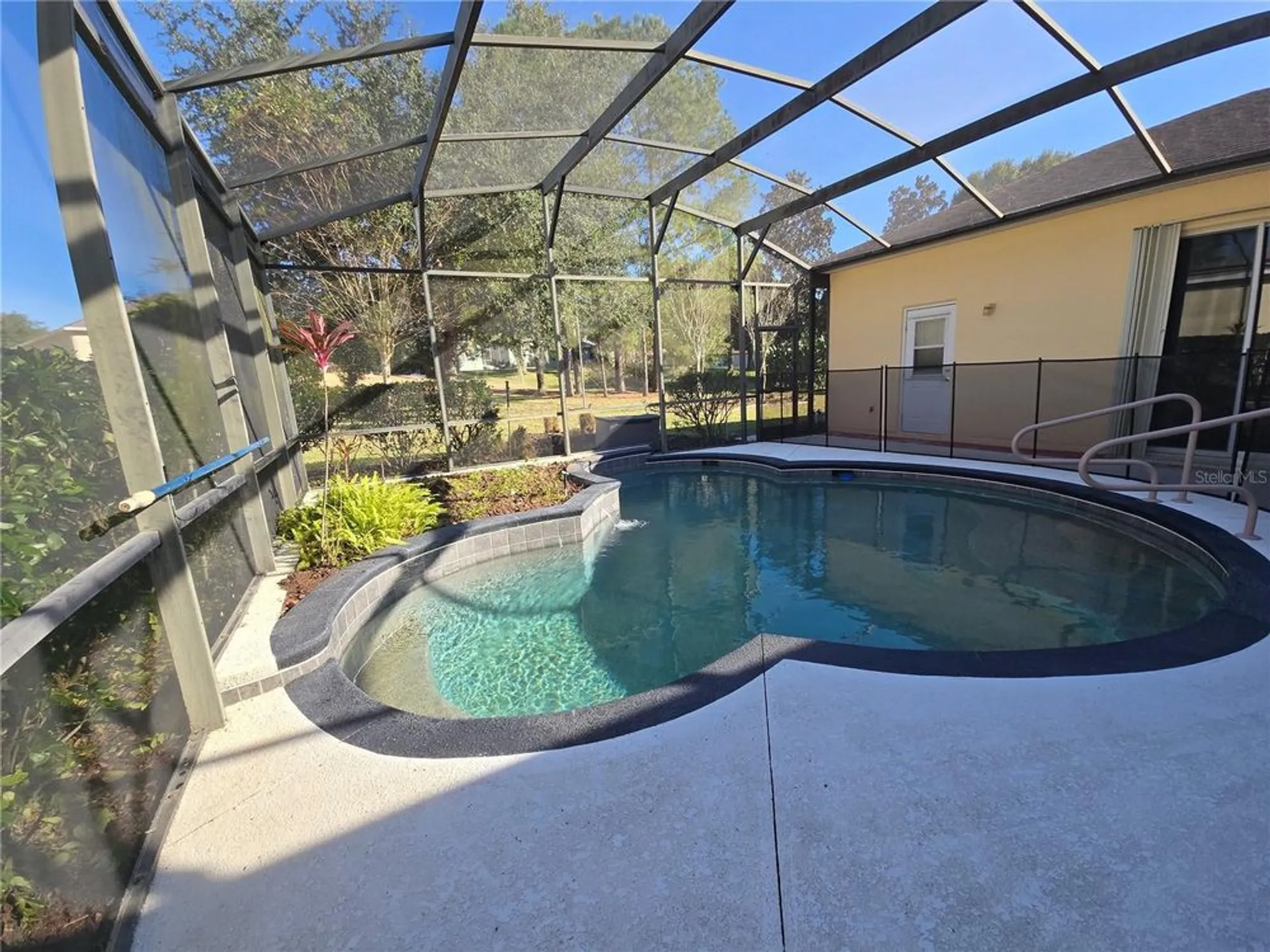 Property Slideshow image 4 of 36 | 24613 madewood ave, Leesburg, FL, 34748