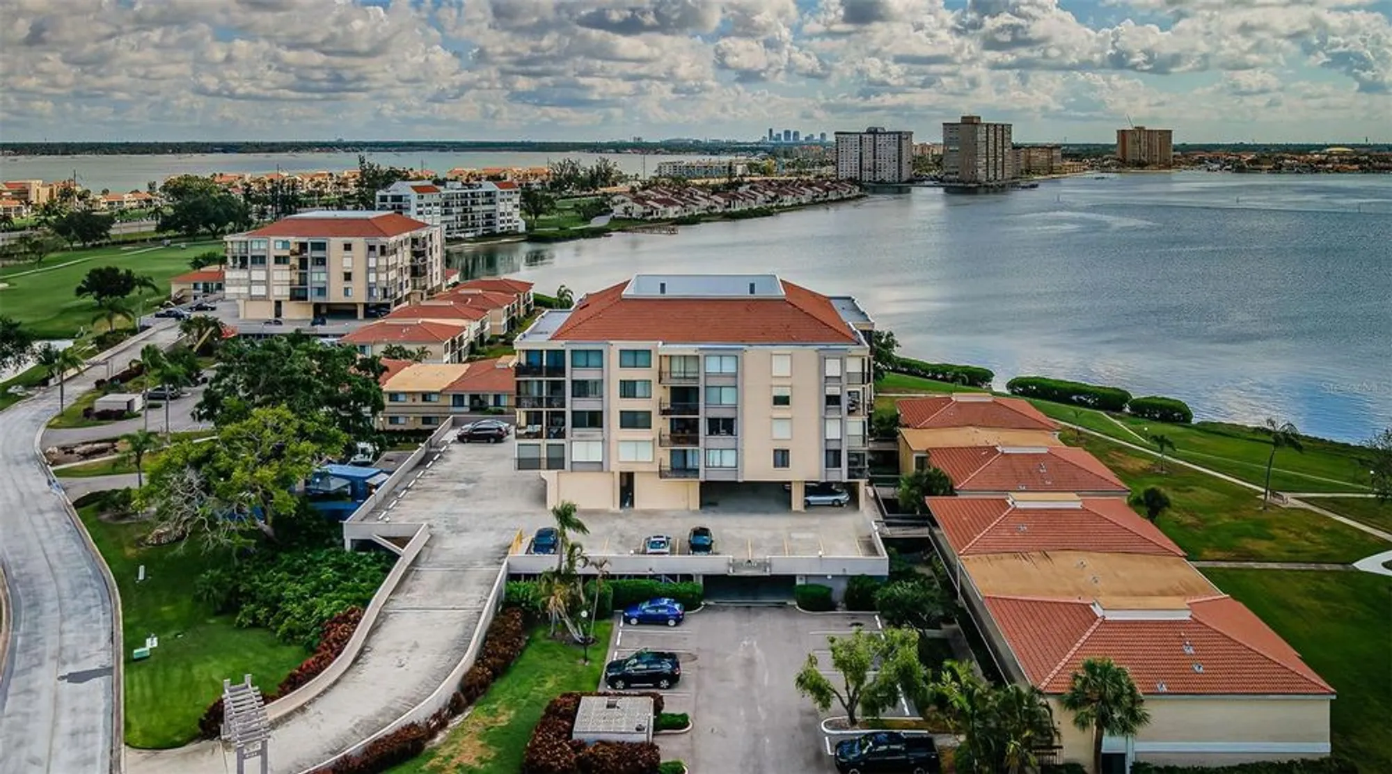 Property Slideshow image 34 of 62 | 6158 palma del mar blvd s apt 306, St Petersburg, FL, 33715