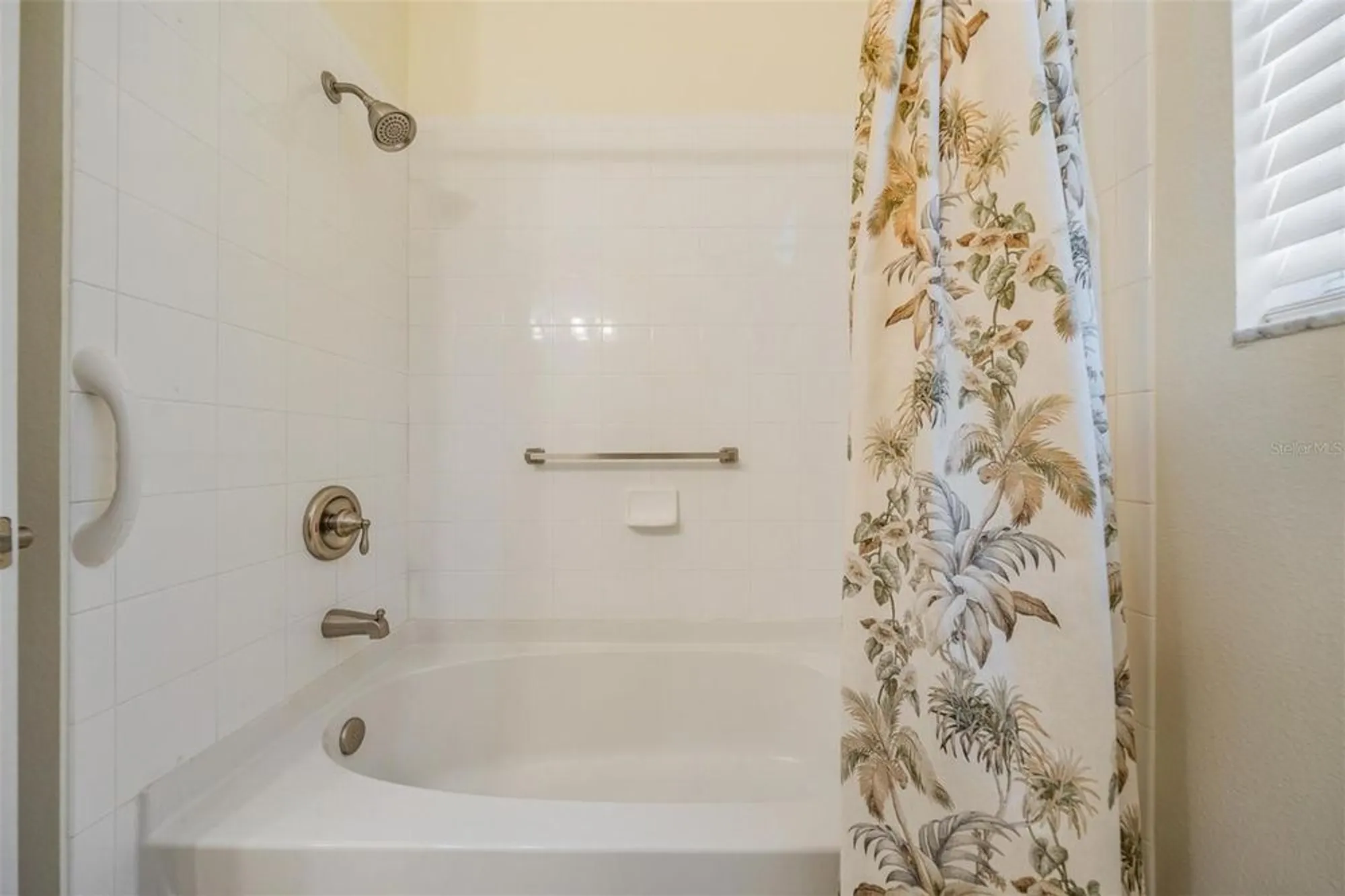 Property Slideshow image 19 of 52 | 1721 lakestone dr, Trinity, FL, 34655