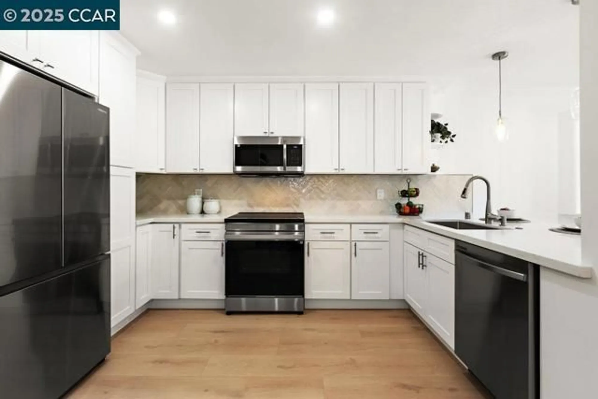 Property Slideshow image 10 of 54 | 3434 tice creek dr 5, Walnut Creek, CA, 94595