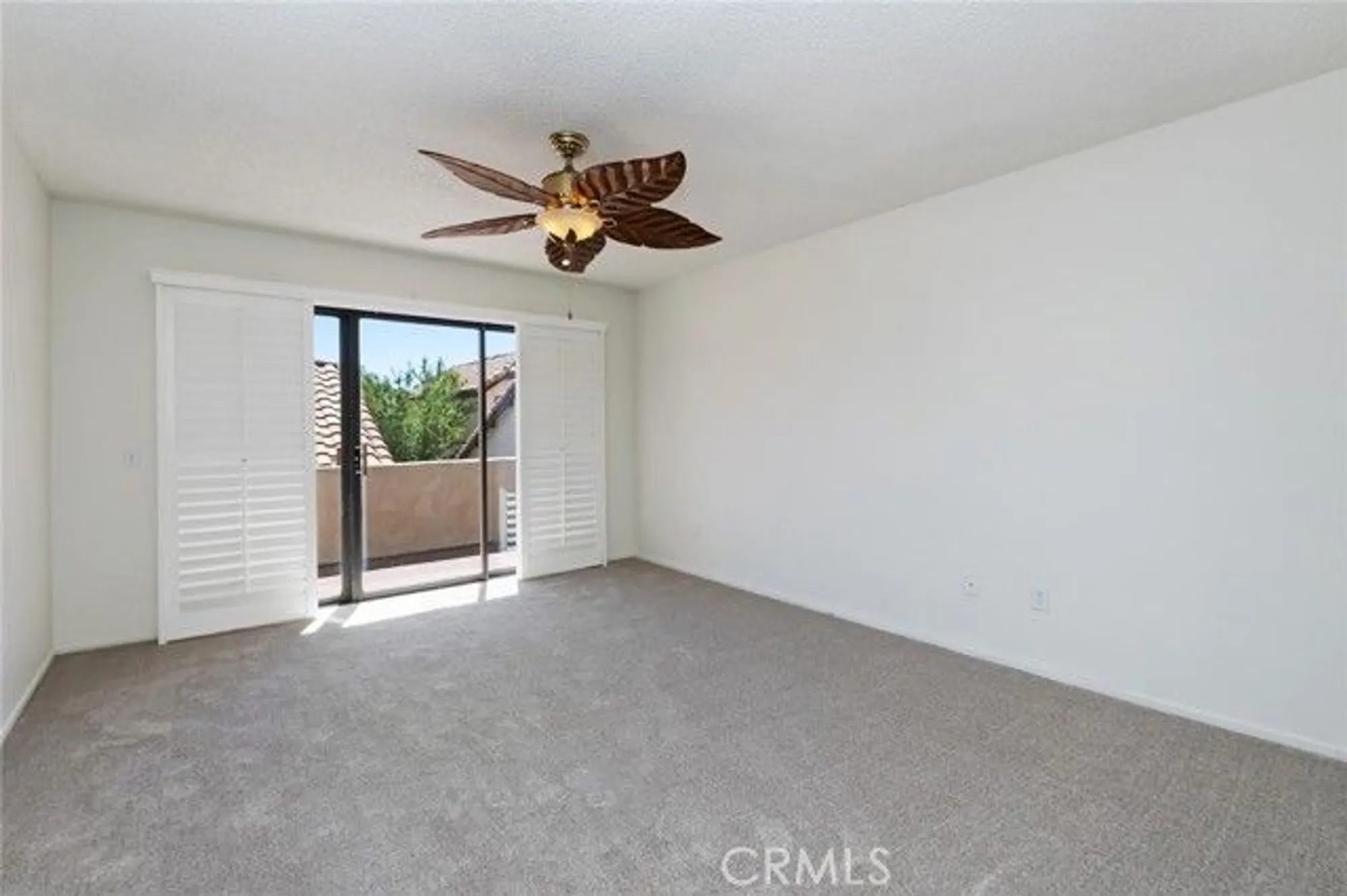 Property Slideshow image 21 of 24 | 19229 pine way, Apple Valley, CA, 92308