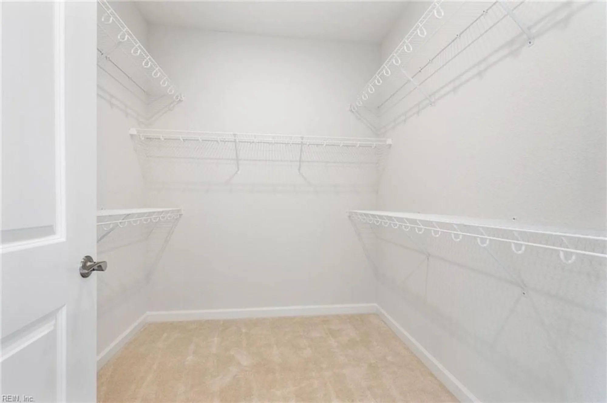 Property Slideshow image 14 of 45 | 1101 capella ln c, Suffolk, VA, 23434