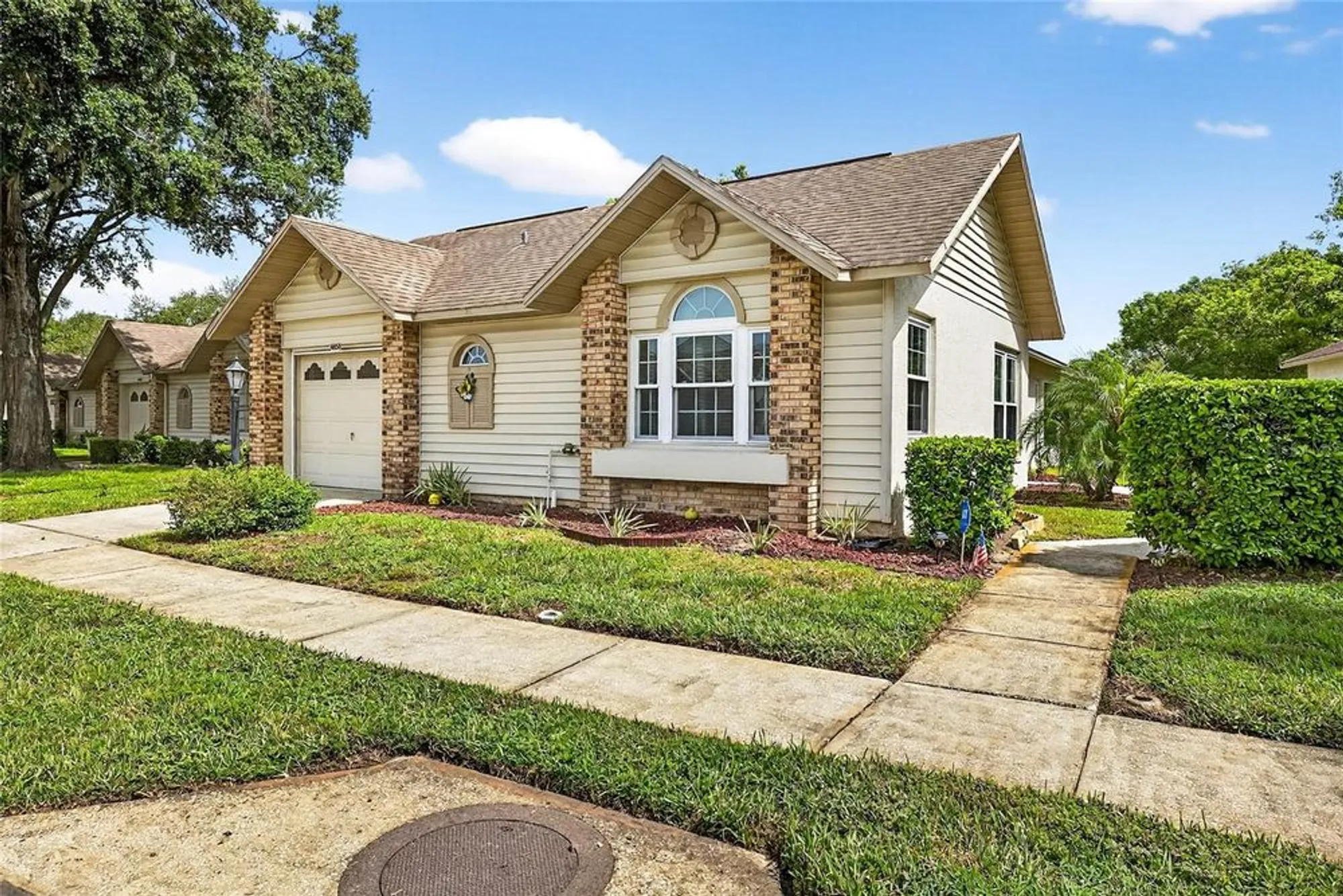 Property Slideshow image 2 of 47 | 4658 wallingford ct, New Port Richey, FL, 34655