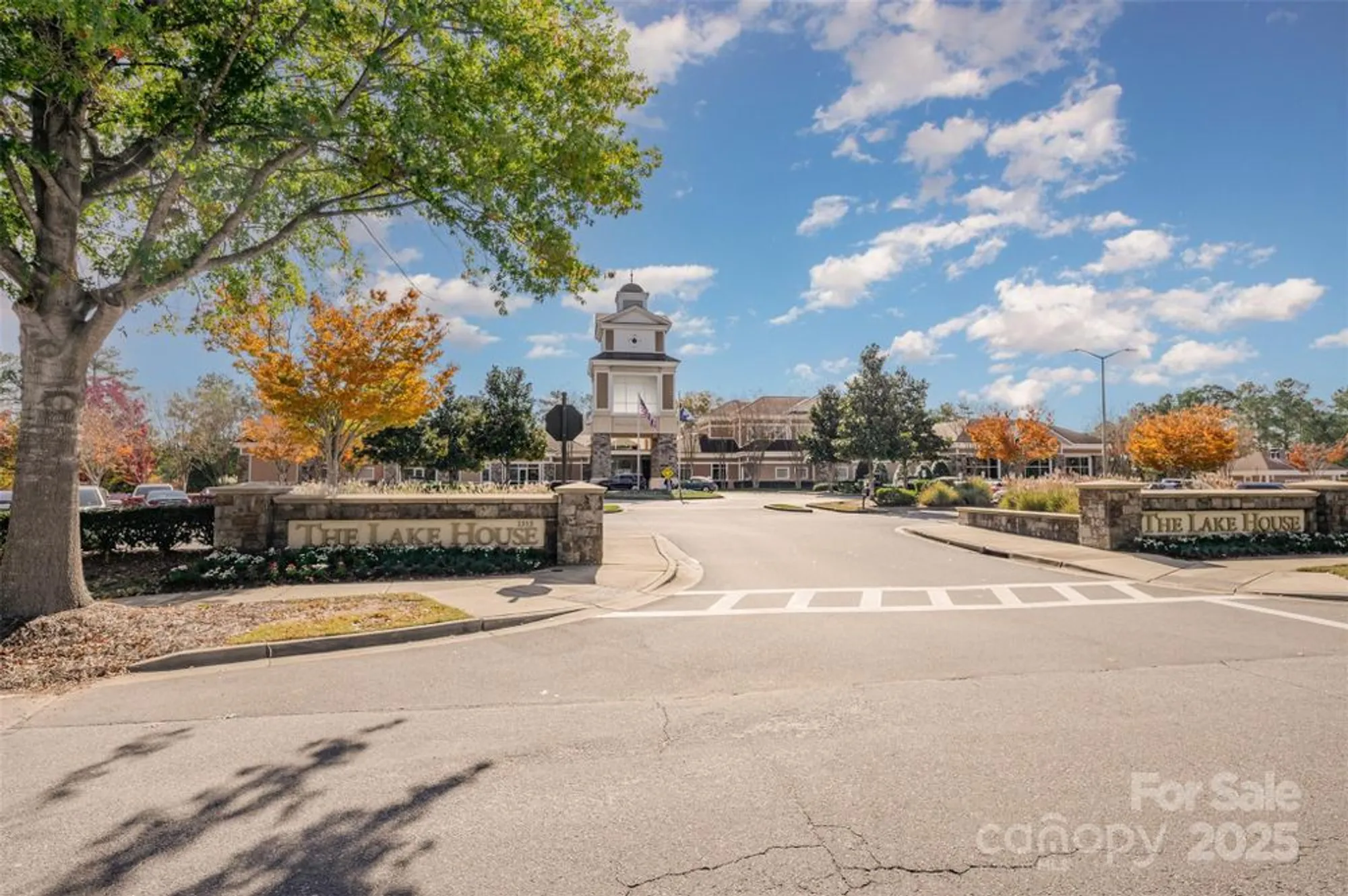 Property Slideshow image 38 of 42 | 9335 whistling straits dr, Fort Mill, SC, 29707