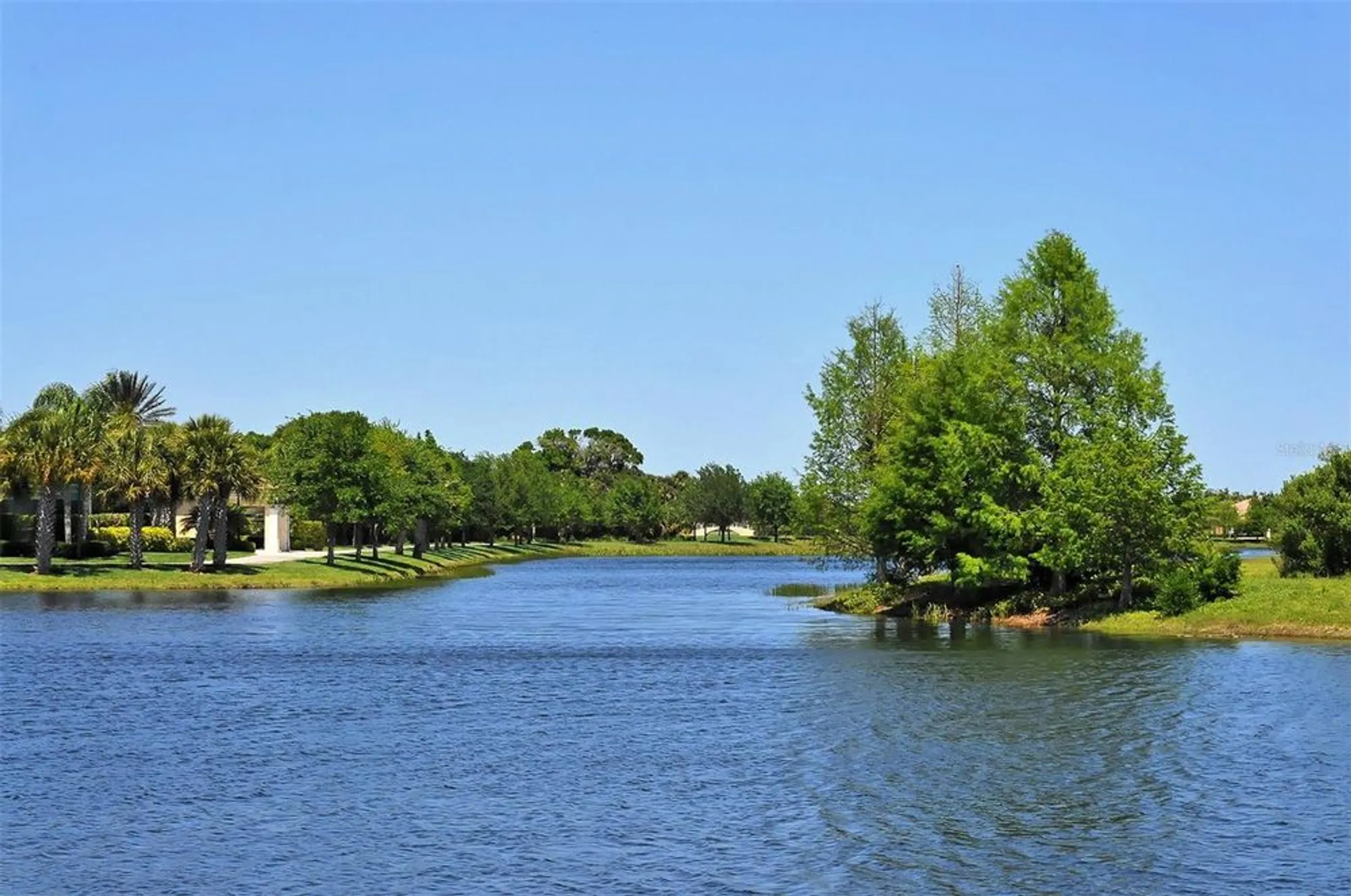 Property Slideshow image 75 of 100 | 5679 ferrara dr, Sarasota, FL, 34238